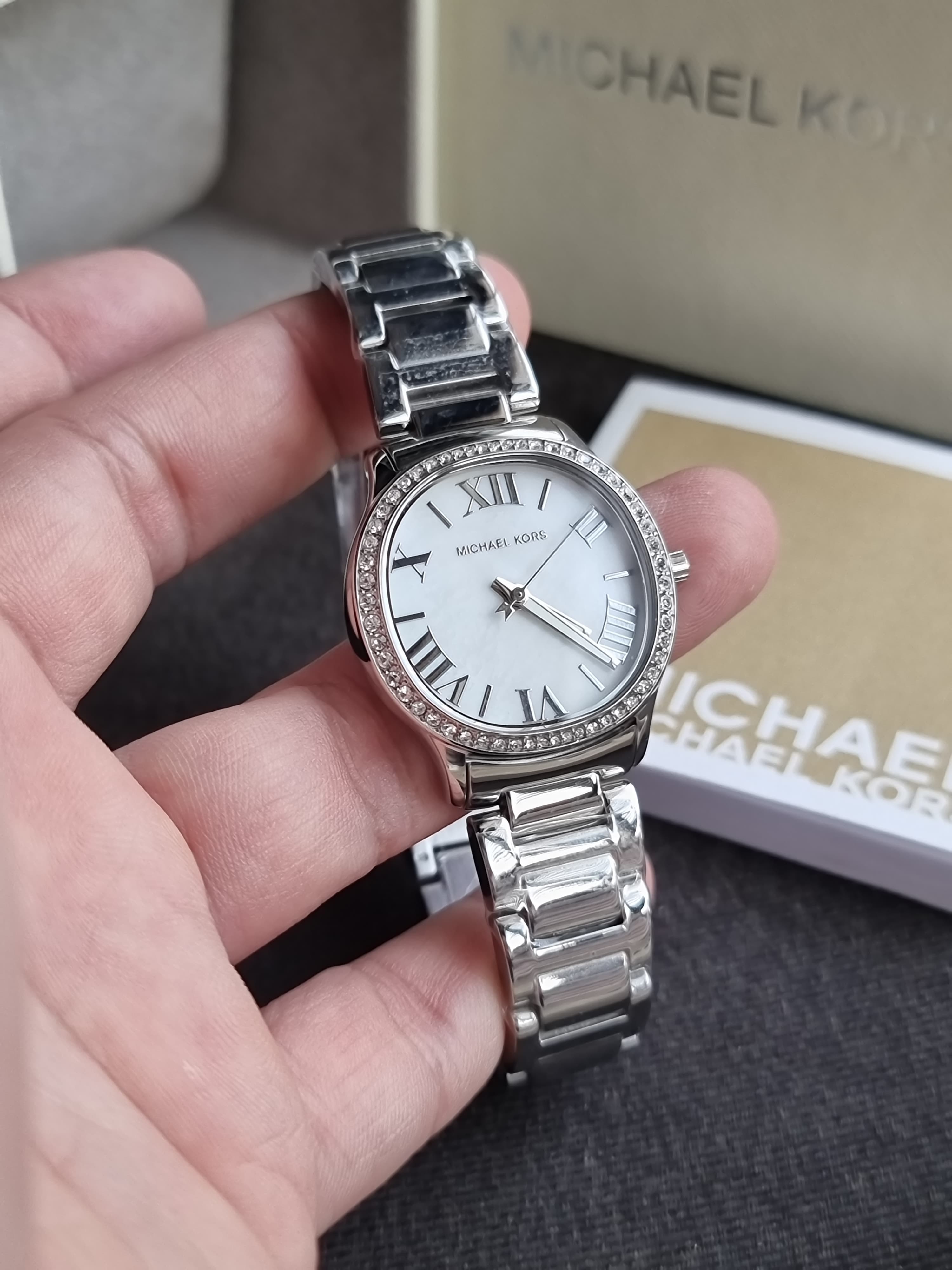 Michael Kors Sage Quartz Mother of Pearl Dial Ladies Watch
MK4824