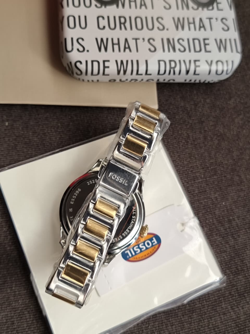 Fossil Gilmore Quartz Silver Dial Ladies Watch
ES5396