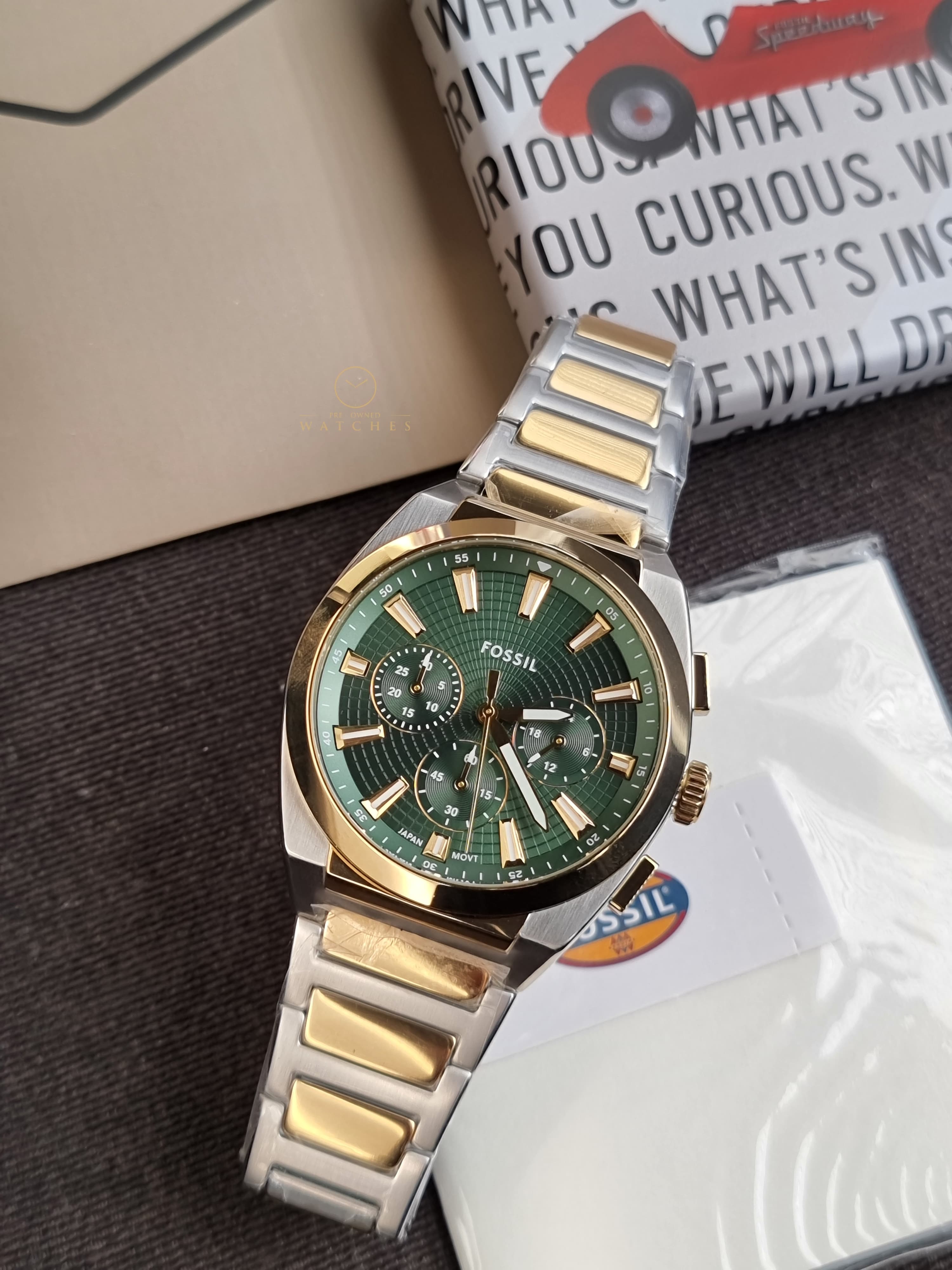 Fossil Everett Bicolour Green Chronograph Mens Watch
FS6106