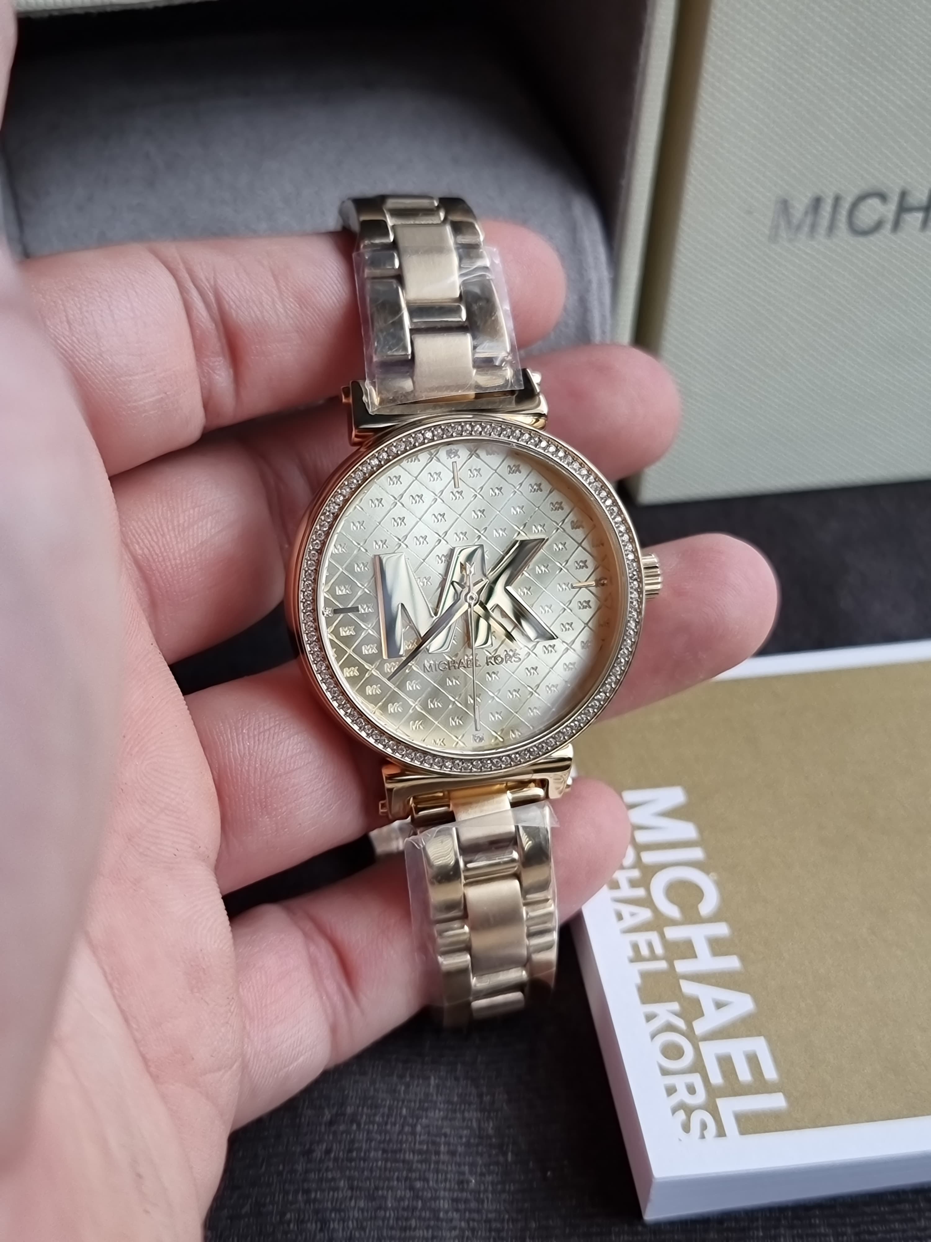 Michael Kors Women’s Quartz Stainless Steel Gold Dial 36mm Watch MK4334 (without Tag)