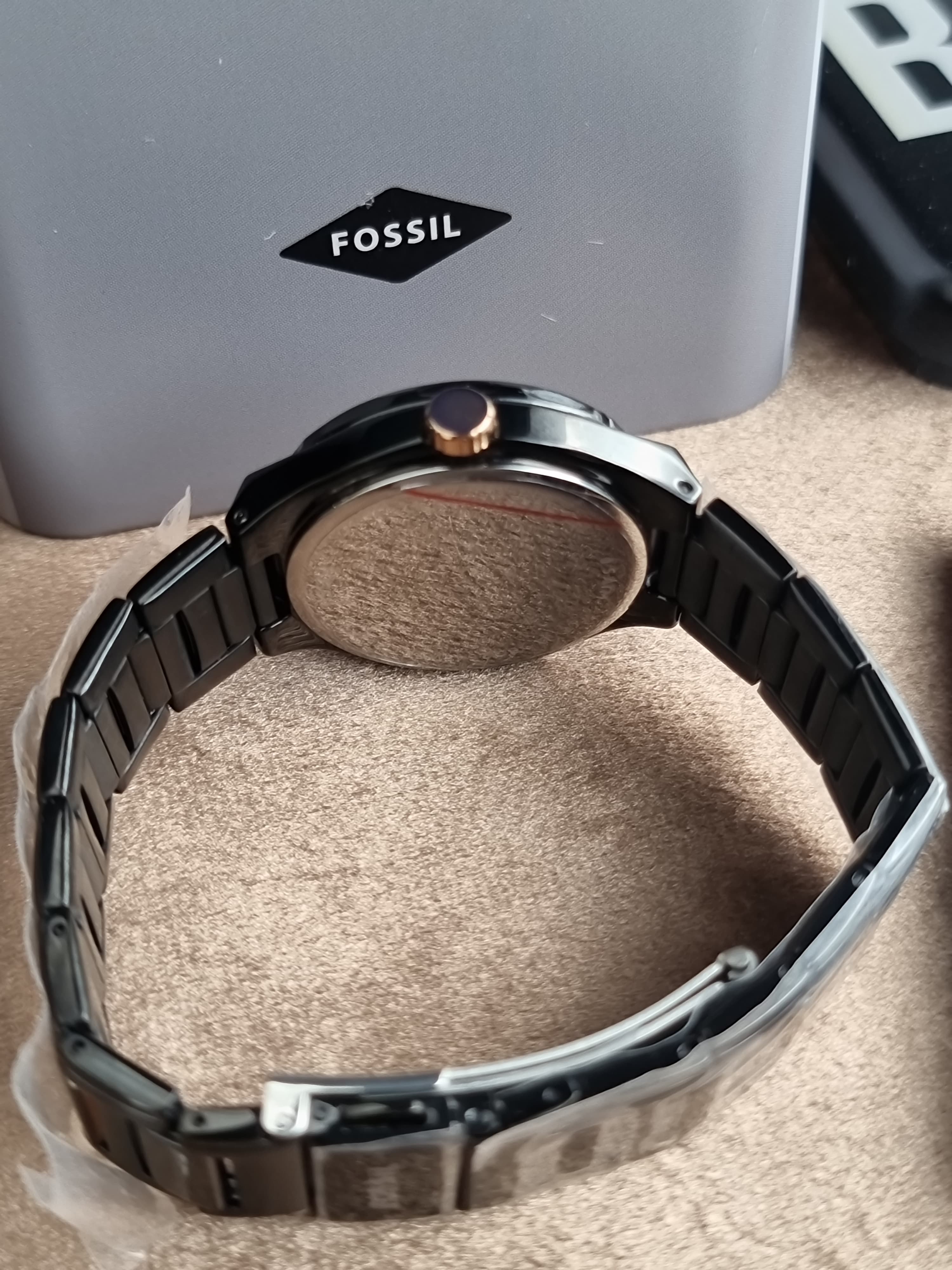 Fossil Evanston His & Her Black Stainless Steel Multifunction Couple Watch Set – BQ2645SET
Women's Dial Size 36mm
Men's Dial size 45mm