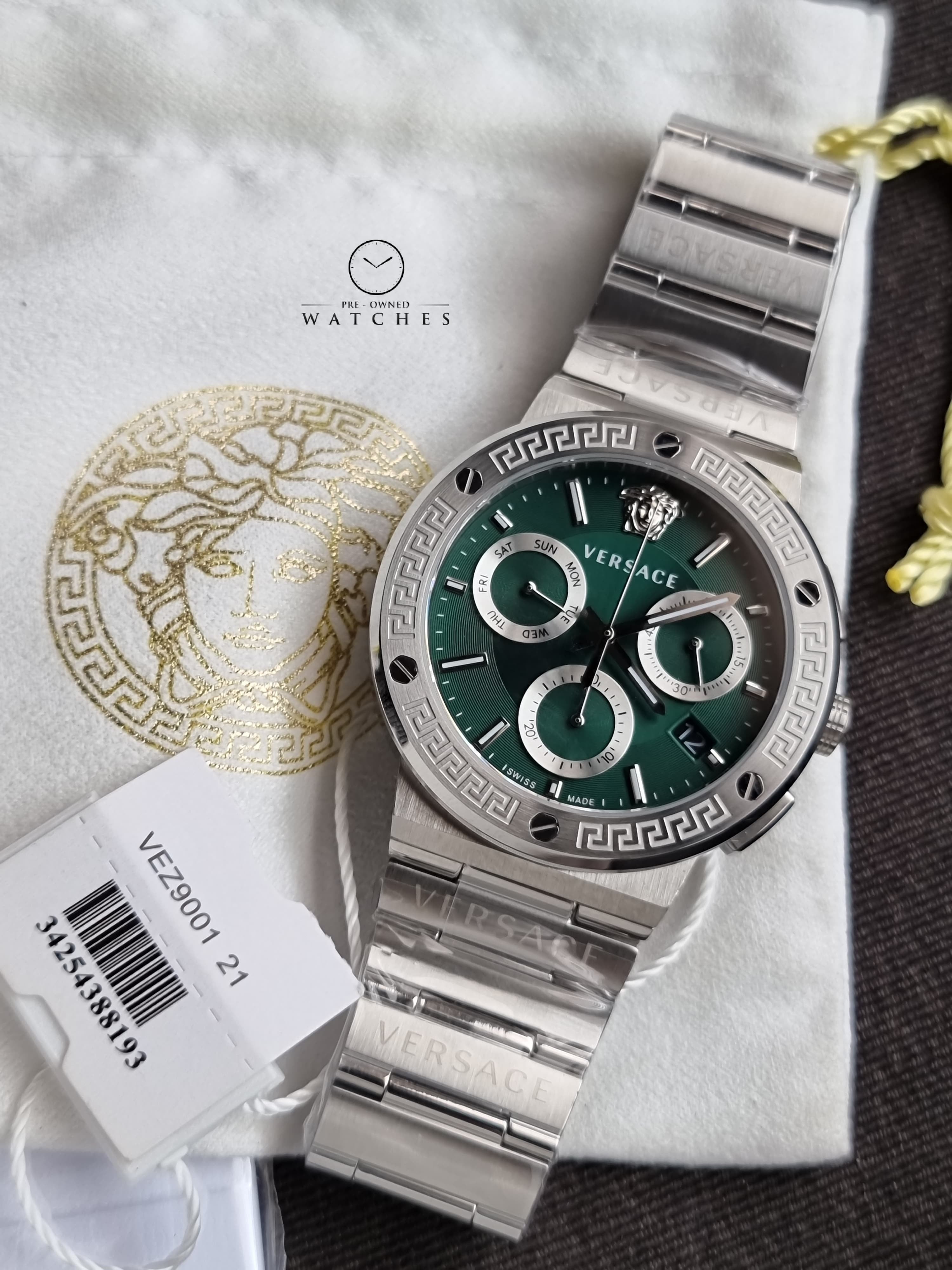 Versace Men’s Quartz Swiss Made Silver Stainless Steel Green Dial 43mm Watch VEZ900121
