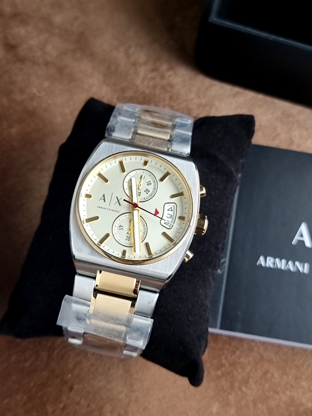 Armani Exchange
Oliver Chronograph Quartz White 41mm Dial Men's Watch AX2821
