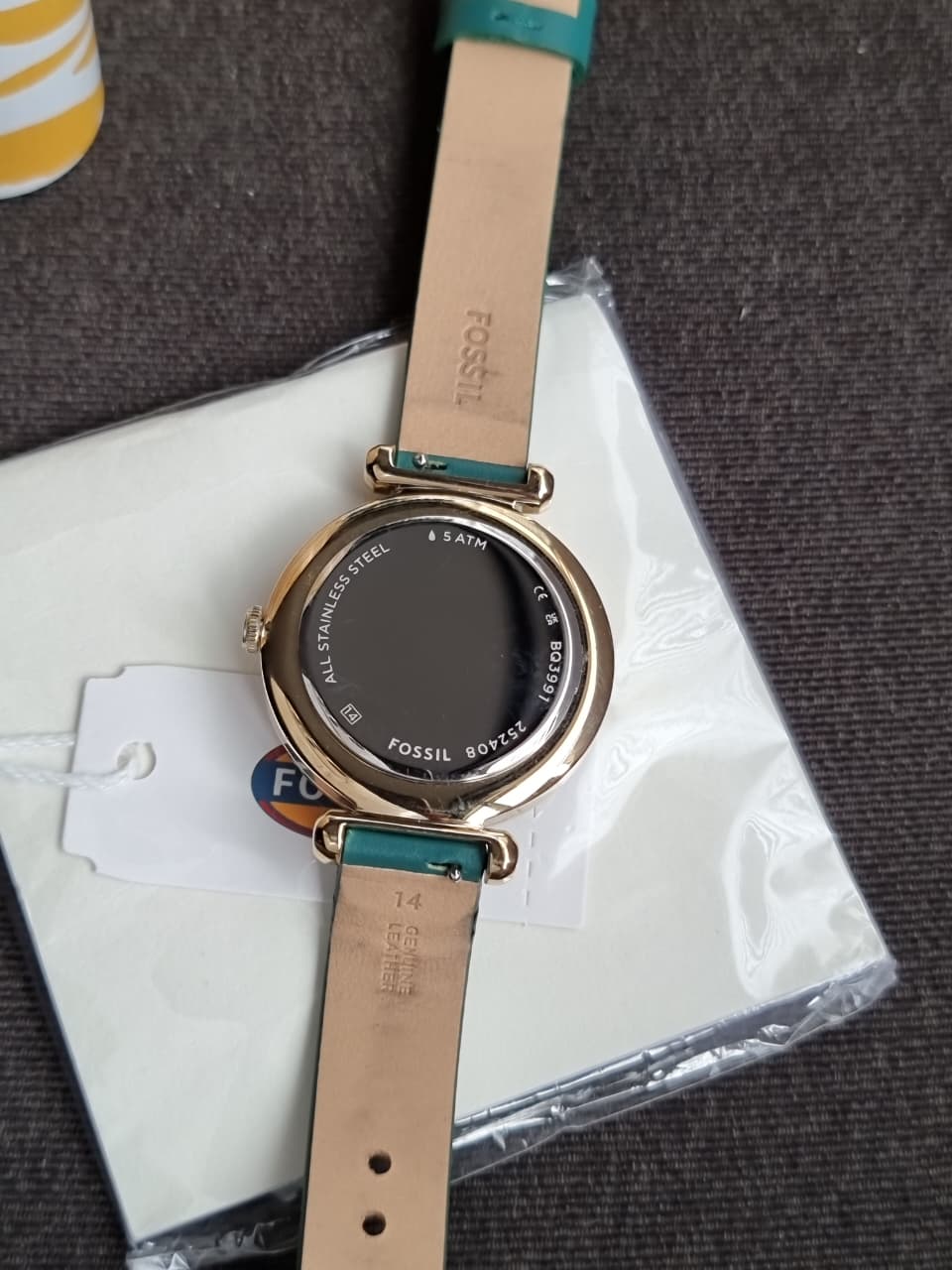 Fossil Women’s Quartz Green Leather Strap Mother OF Pearl Dial 36mm Watch BQ3991
