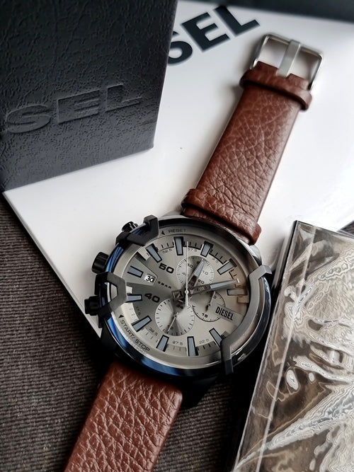 Diesel Griffed Chronograph Quartz Grey Dial 48mm Men's Watch
DZ4569