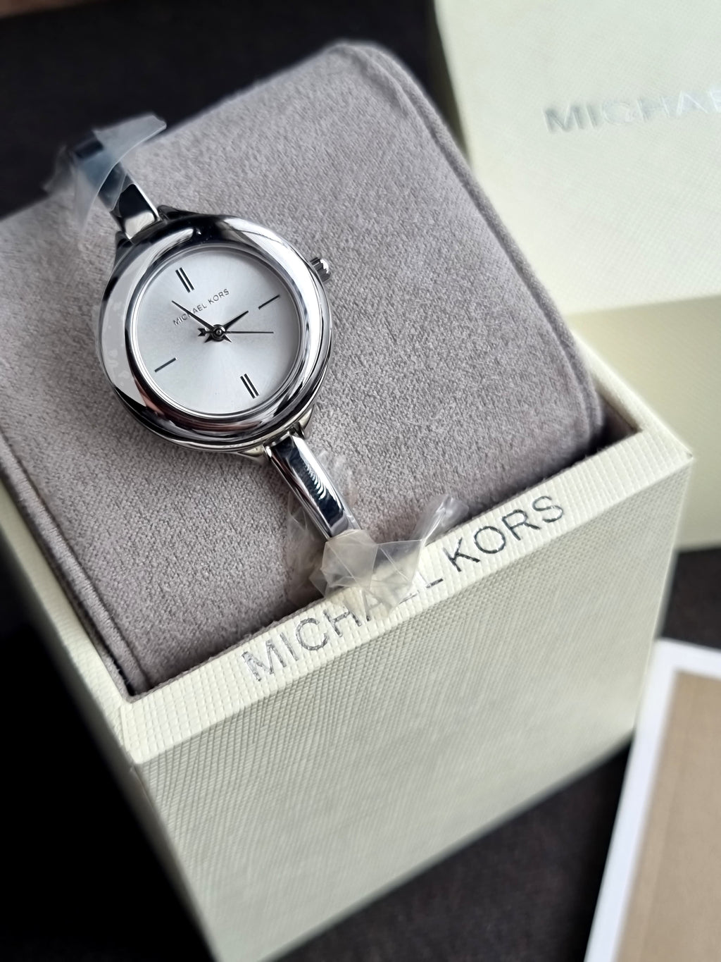 Michael Kors 28mm
MK4930 Izzy women's Watch