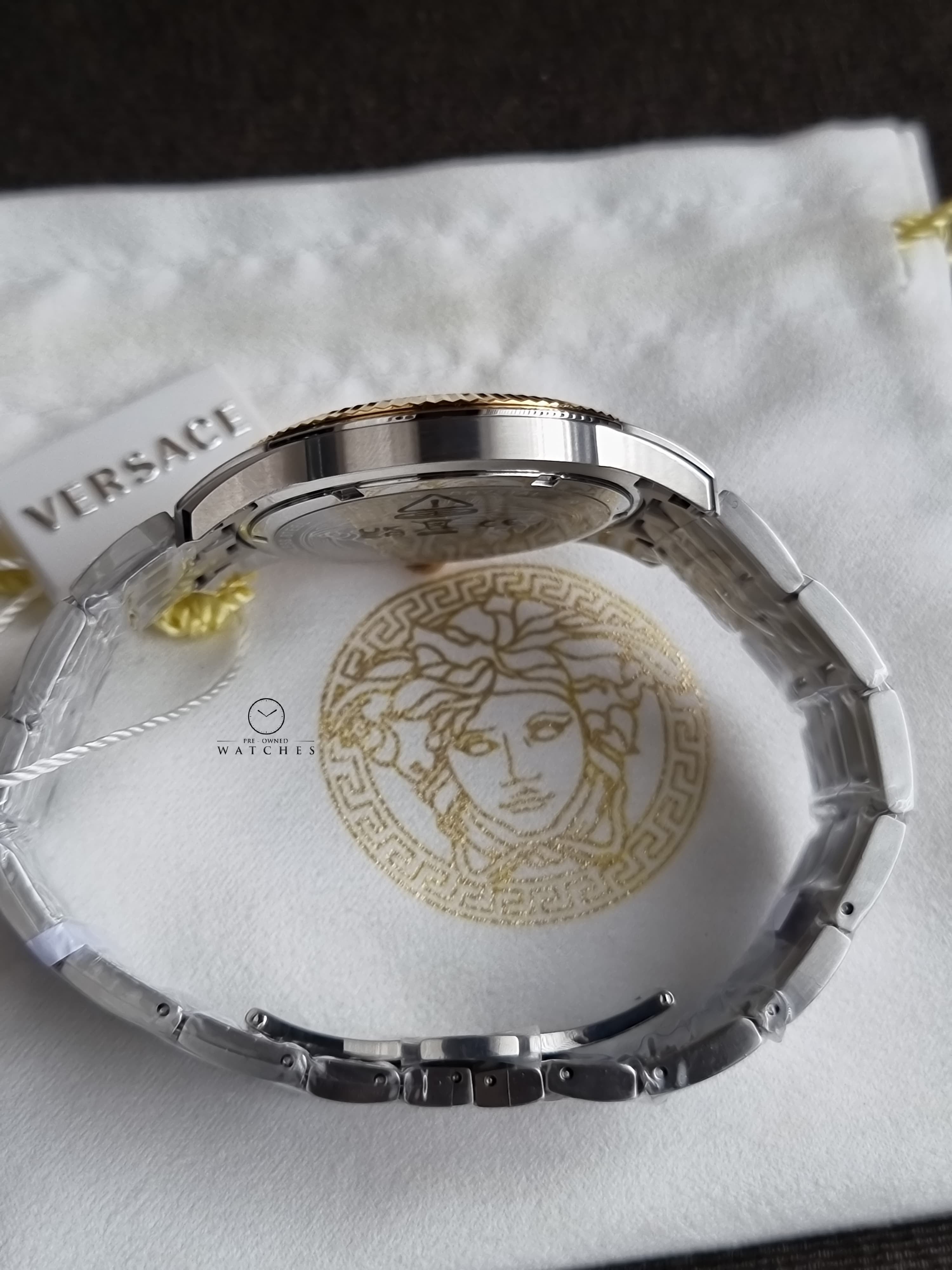 Versace Greca Time Two-tone Stainless Steel Green 41mm Dial Quartz Watch for Gents - VE3K00422
