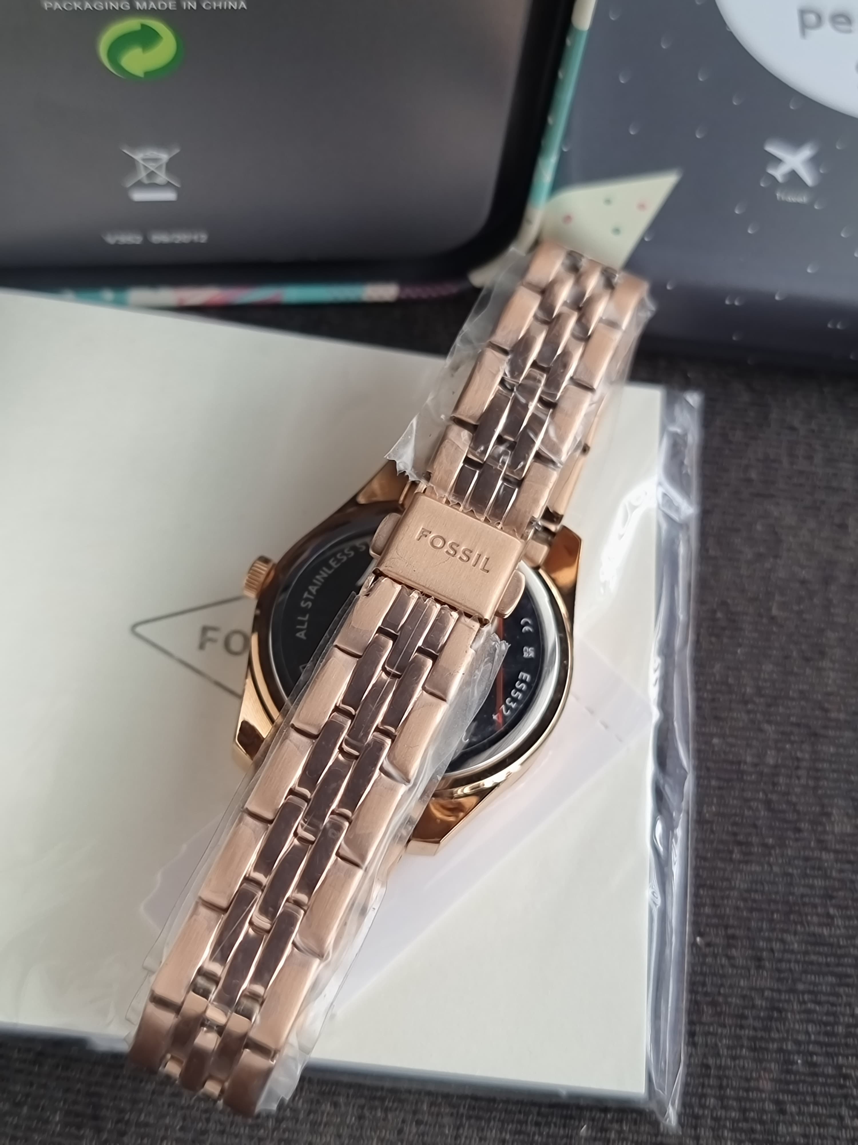 Fossil Scarlette Three-Hand Date Rose Gold-Tone Stainless Steel Watch - ES5324