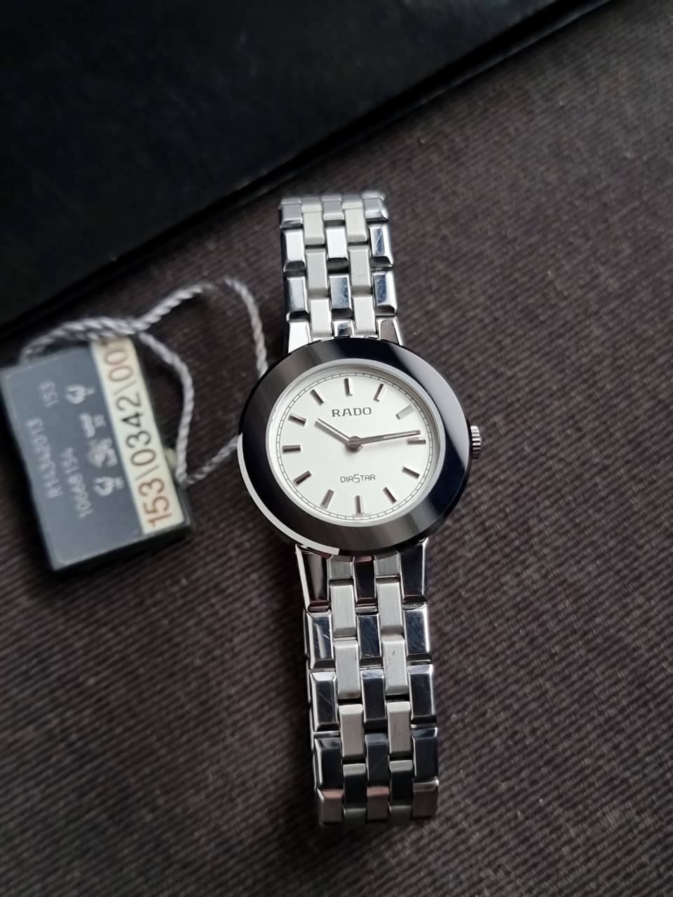 Rado Diastar White Dial Ladies Watch
R14342013
(Preowned)