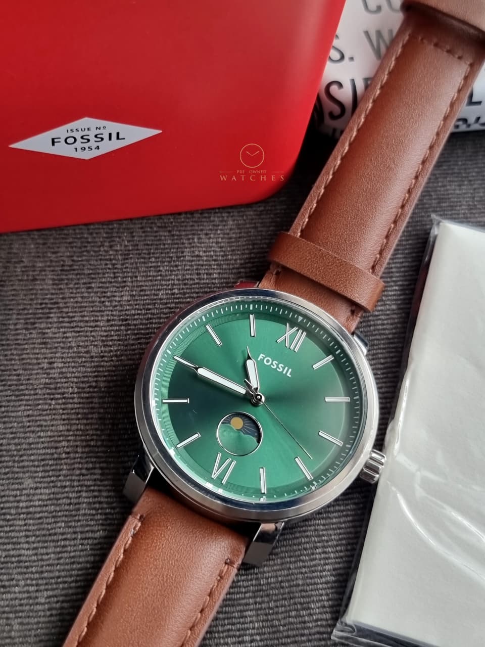 Fossil BQ2907 Rhett Multifunction 43mm Green Dial Brown Leather Watch