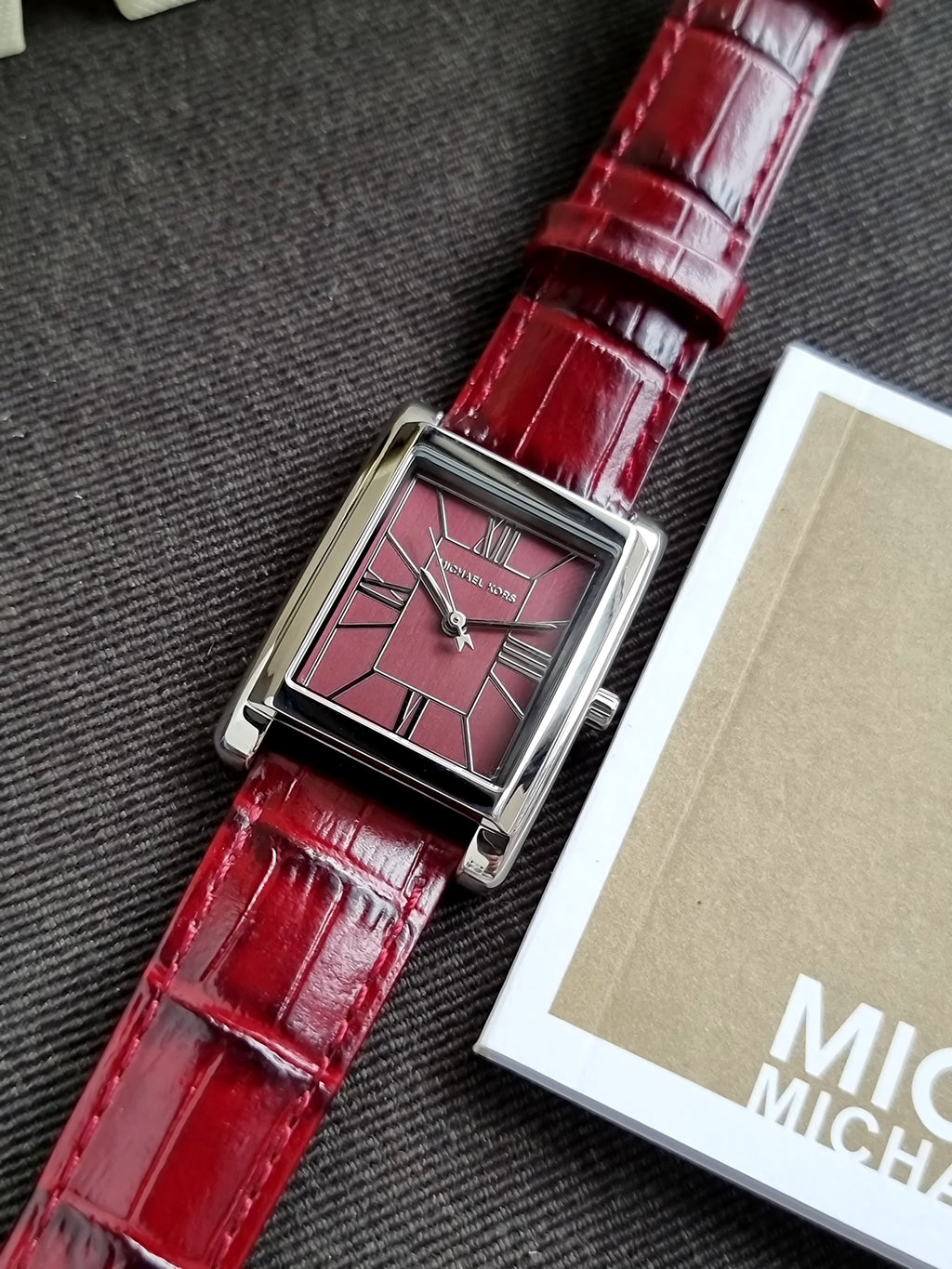 MICHAEL KORS Essex 26 mm Red Dial Leather Analogue Watch For Women - MK4966