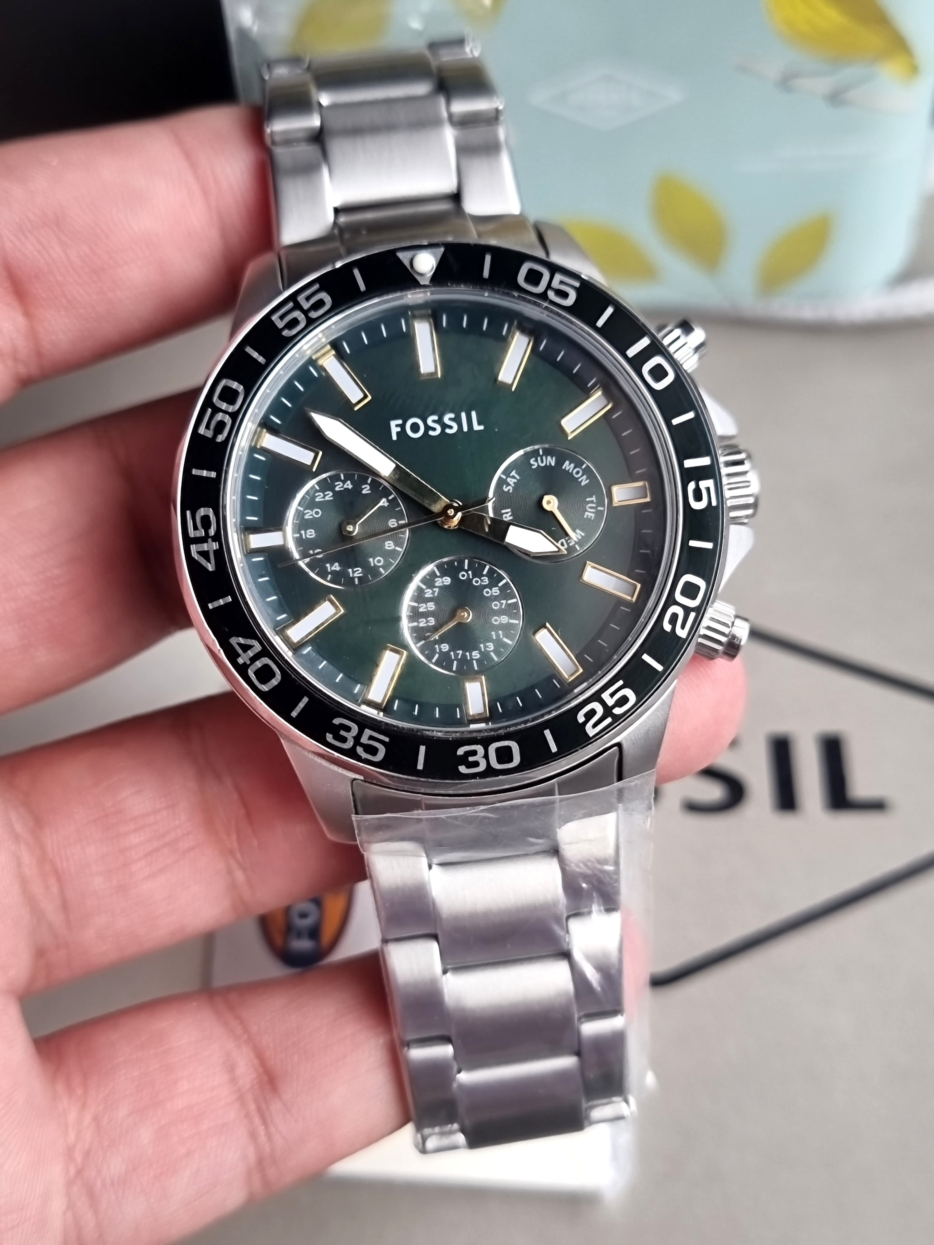 Fossil Bannon Multifunction Silver Stainless Steel Green Dial Chronograph Quartz Watch for Gents - BQ2492