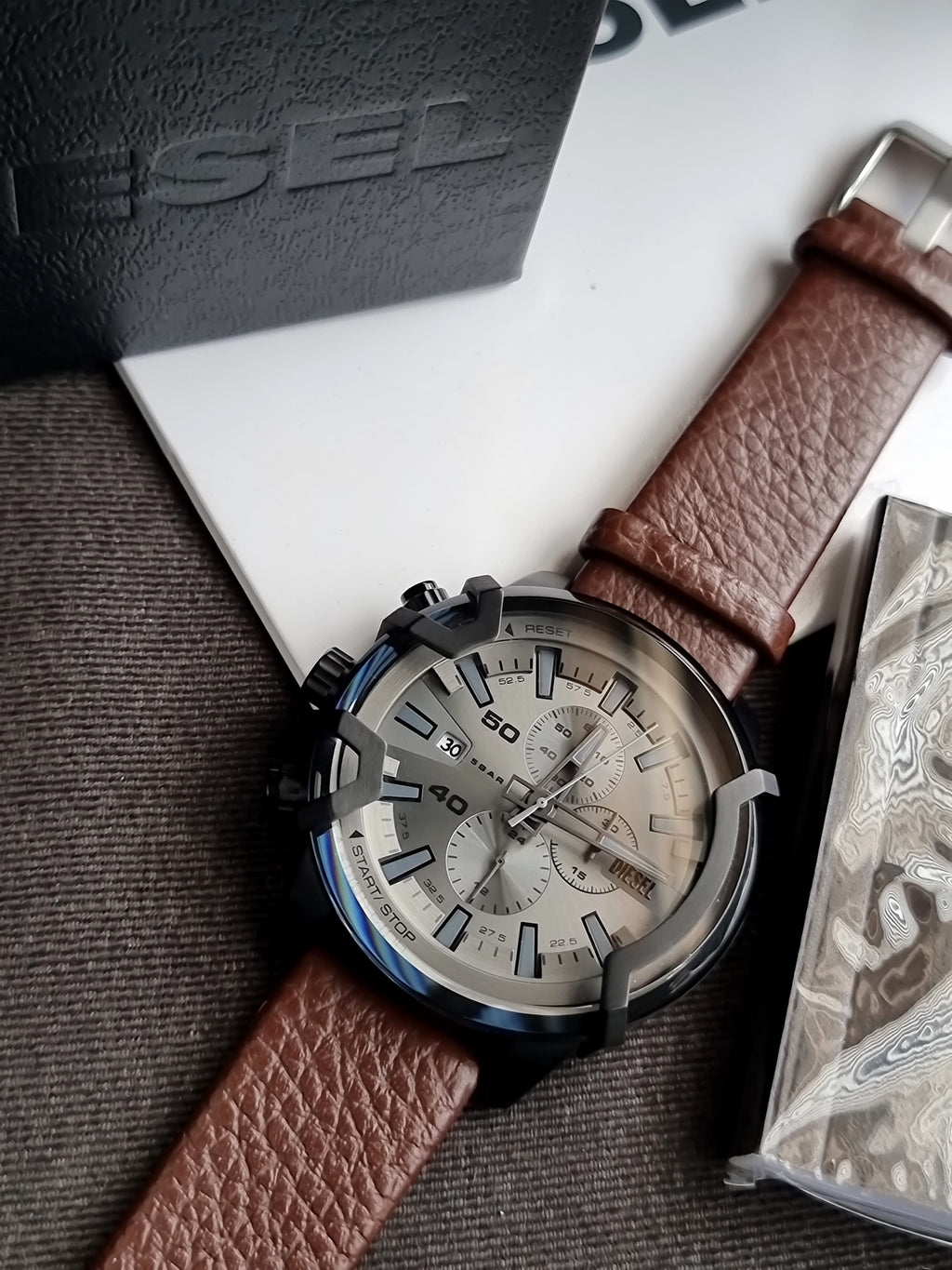 Diesel Griffed Chronograph Quartz Grey Dial 48mm Men's Watch
DZ4569