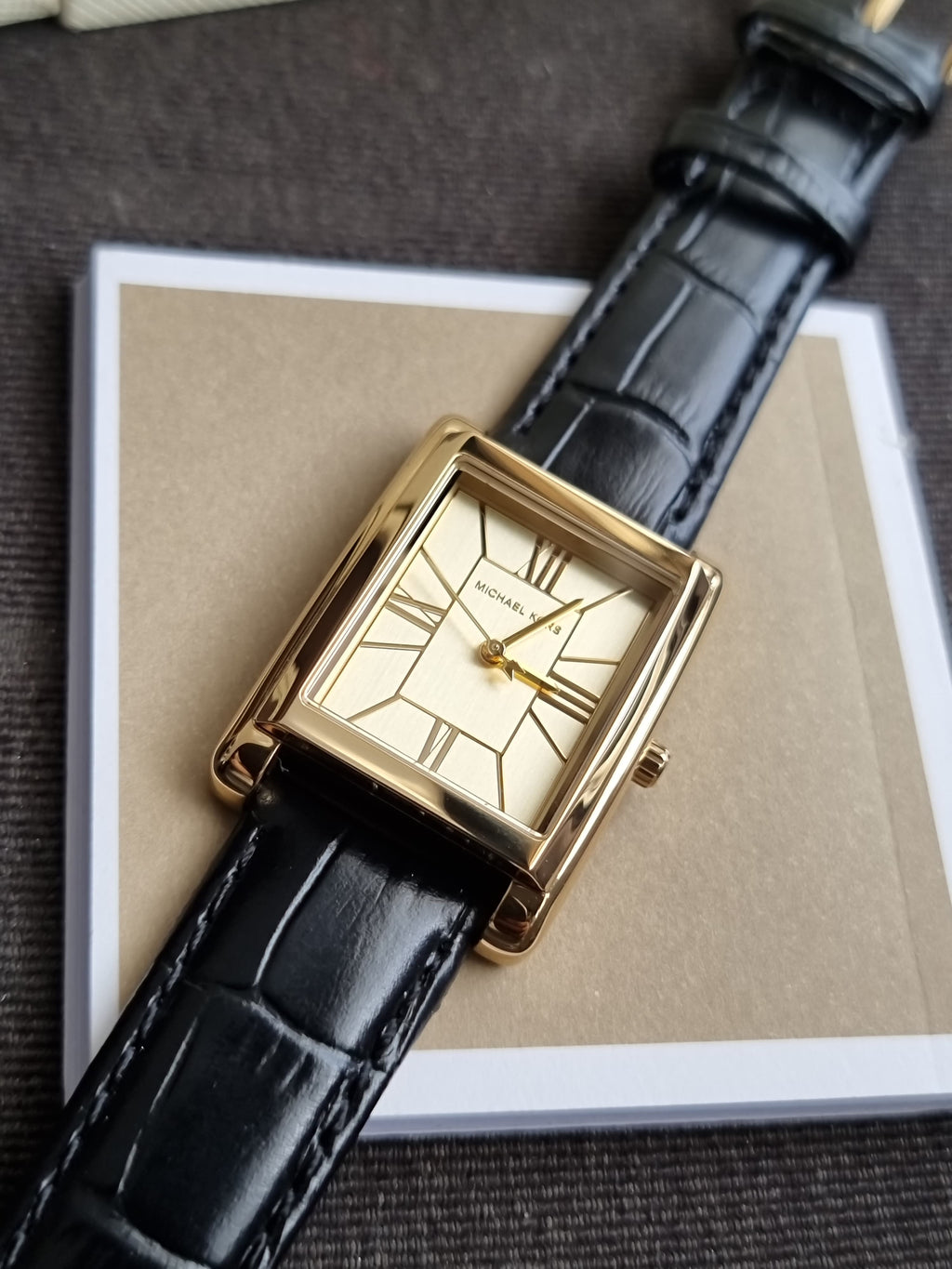 Michael Kors Essex Quartz 26mm Gold Dial Ladies Watch
MK4965