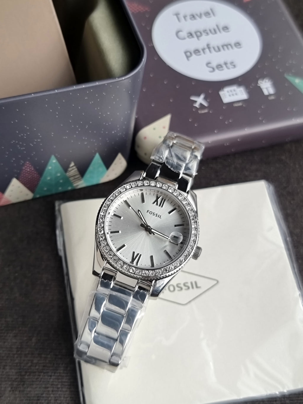 Fossil Scarlette Mini Three-Hand 32mm Date Stainless Steel Watch - ES4317