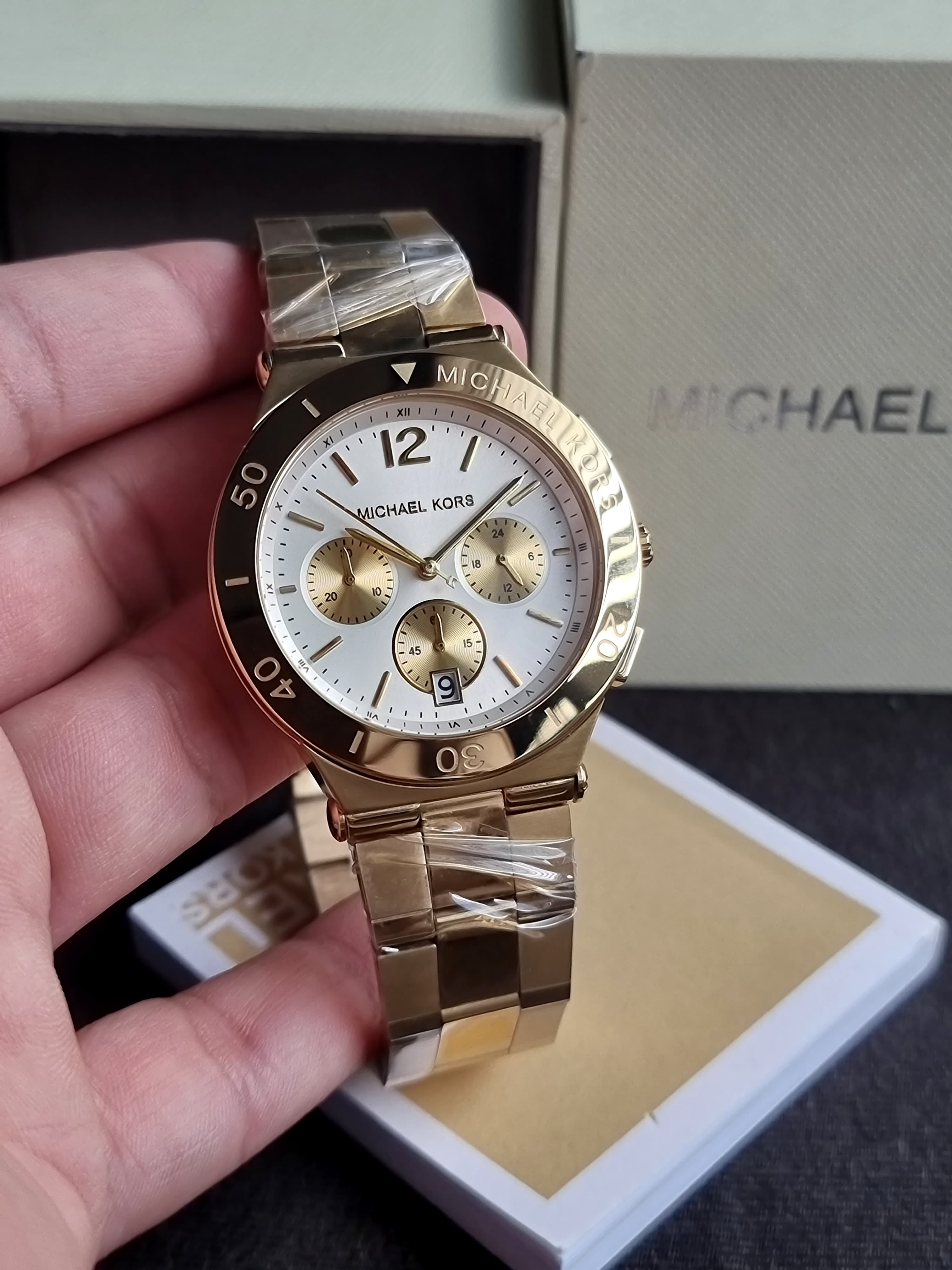 Michael Kors
Wyatt Chronograph White Dial Gold Ion-plated Ladies Watch-MK5933