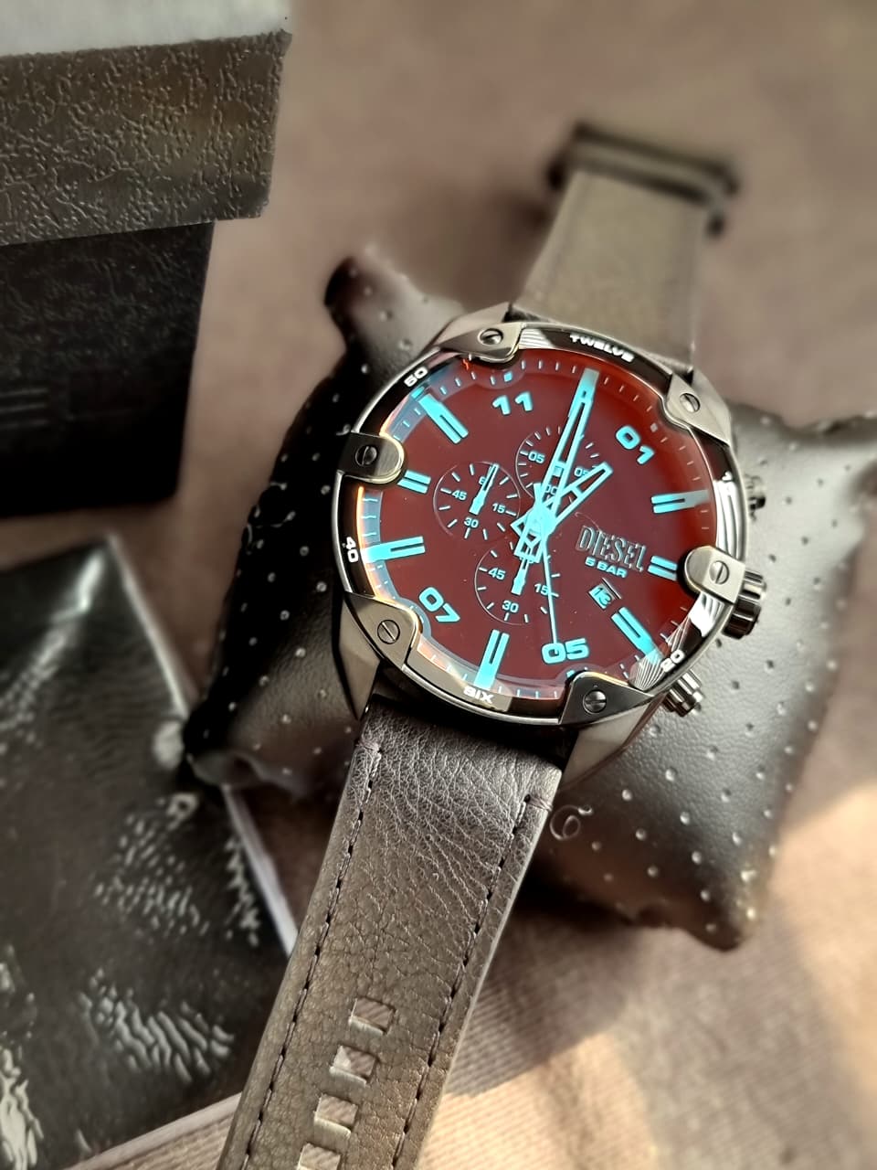 Diesel
Spiked Chronograph Quartz Men's Watch DZ4667