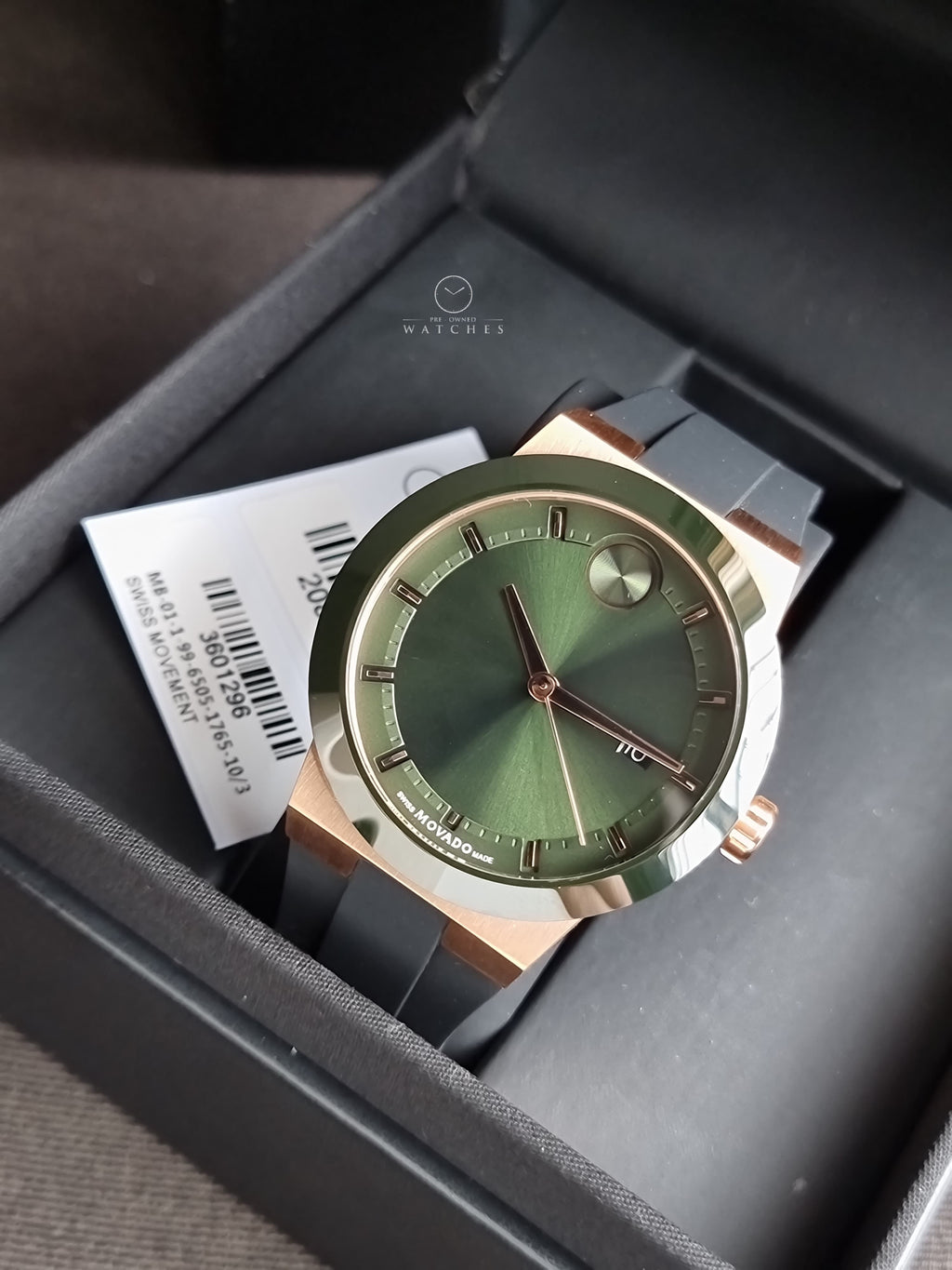 Movado Bold Men Quartz Green 42mm Dial Analog Silicone Watch 3601296