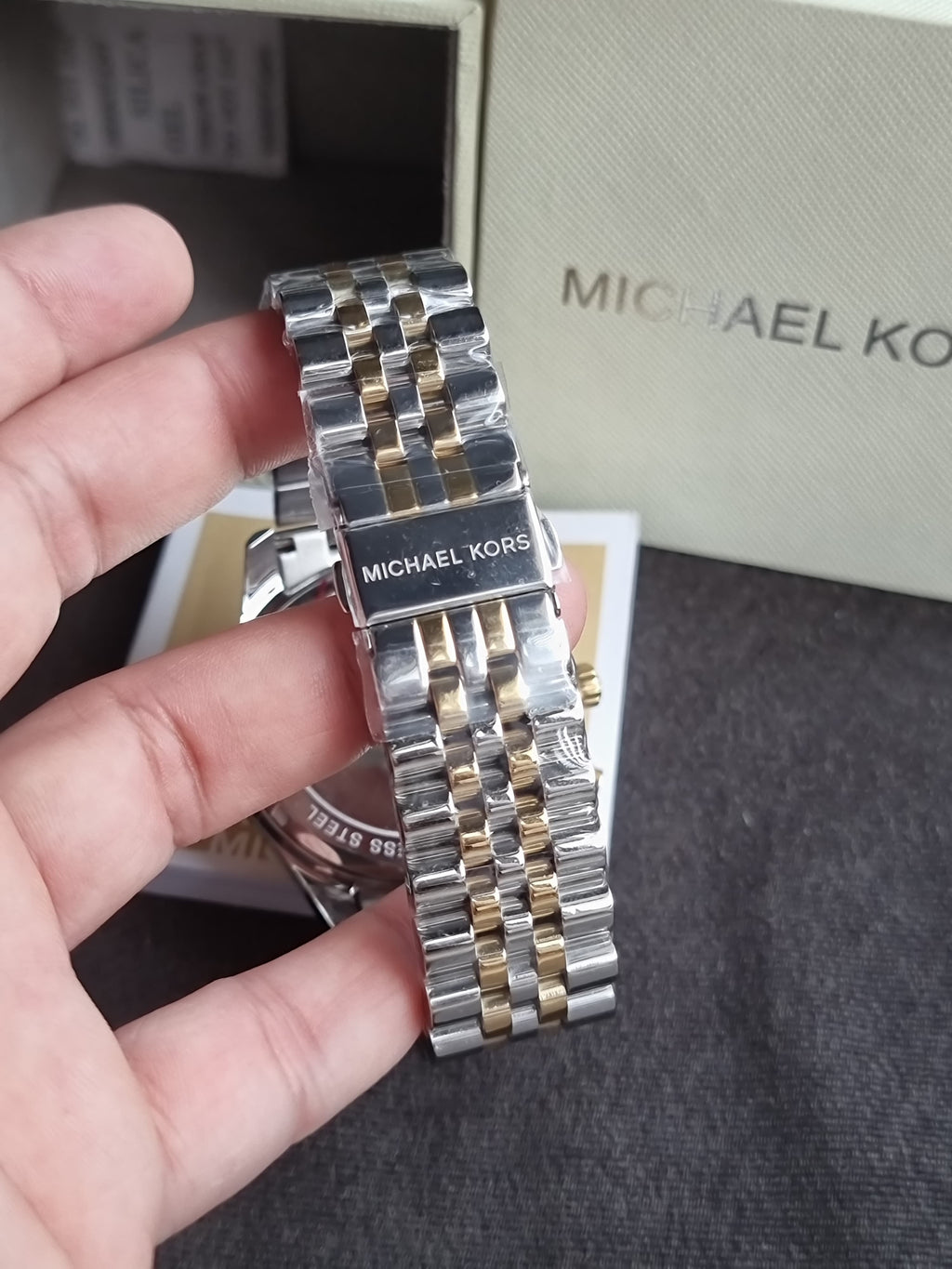 Michael Kors Men’s Chronograph Stainless Steel 44mm Watch MK8344(without tag)