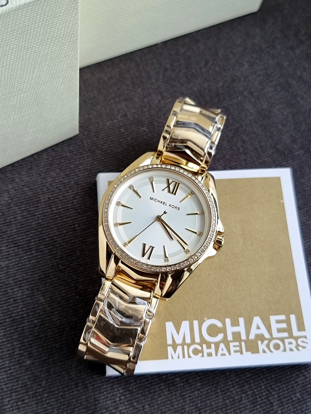 Michael Kors Women’s Quartz Stainless Steel White Dial 38mm Watch MK6693 (without tag)