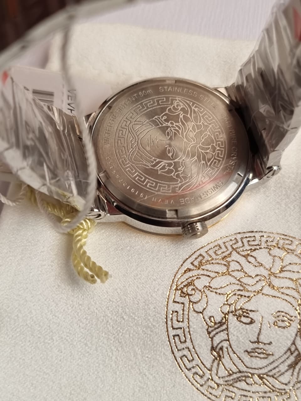 Versace
Greca Logo Quartz Silver Dial Ladies Watch
 VEVH00620