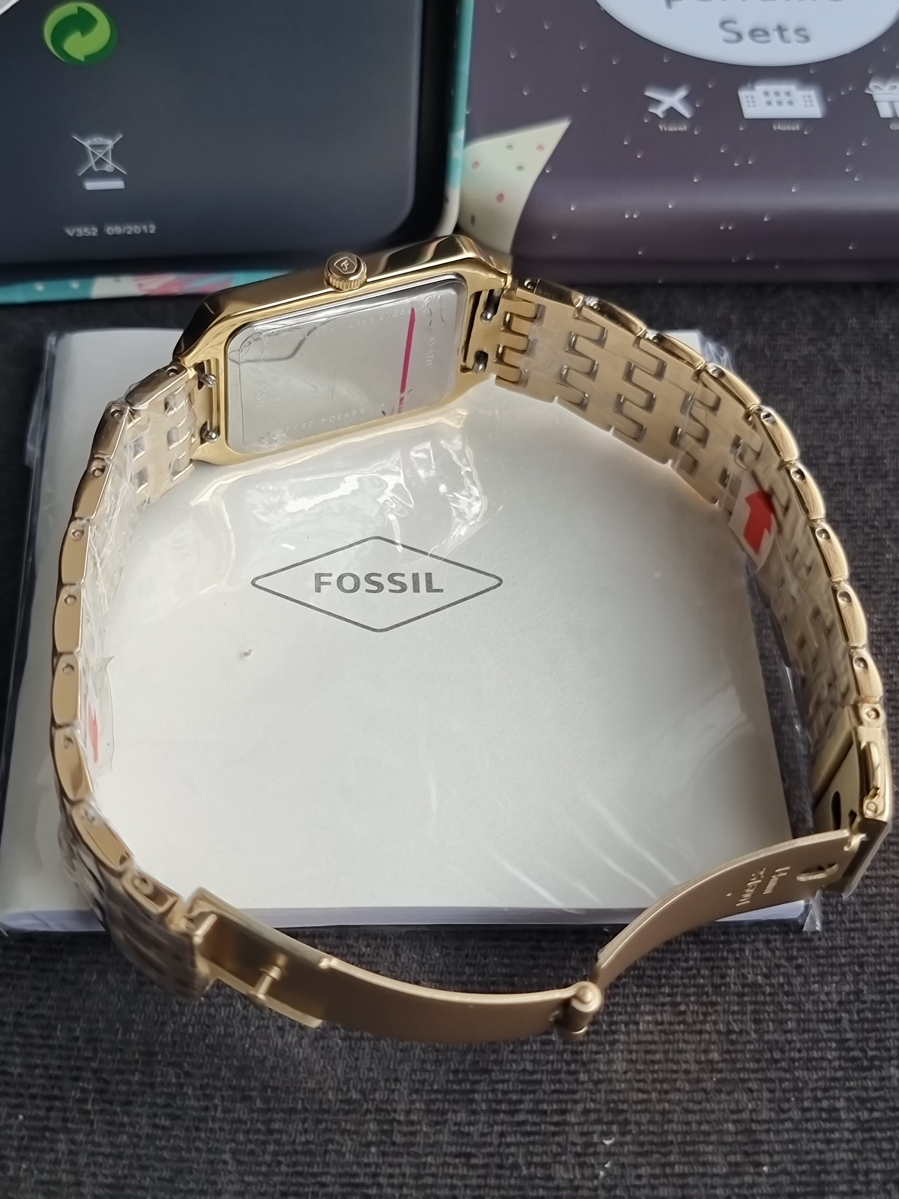 Fossil Raquel Three-Hand Date 26mm Gold-Tone Stainless Steel Watch-ES5304