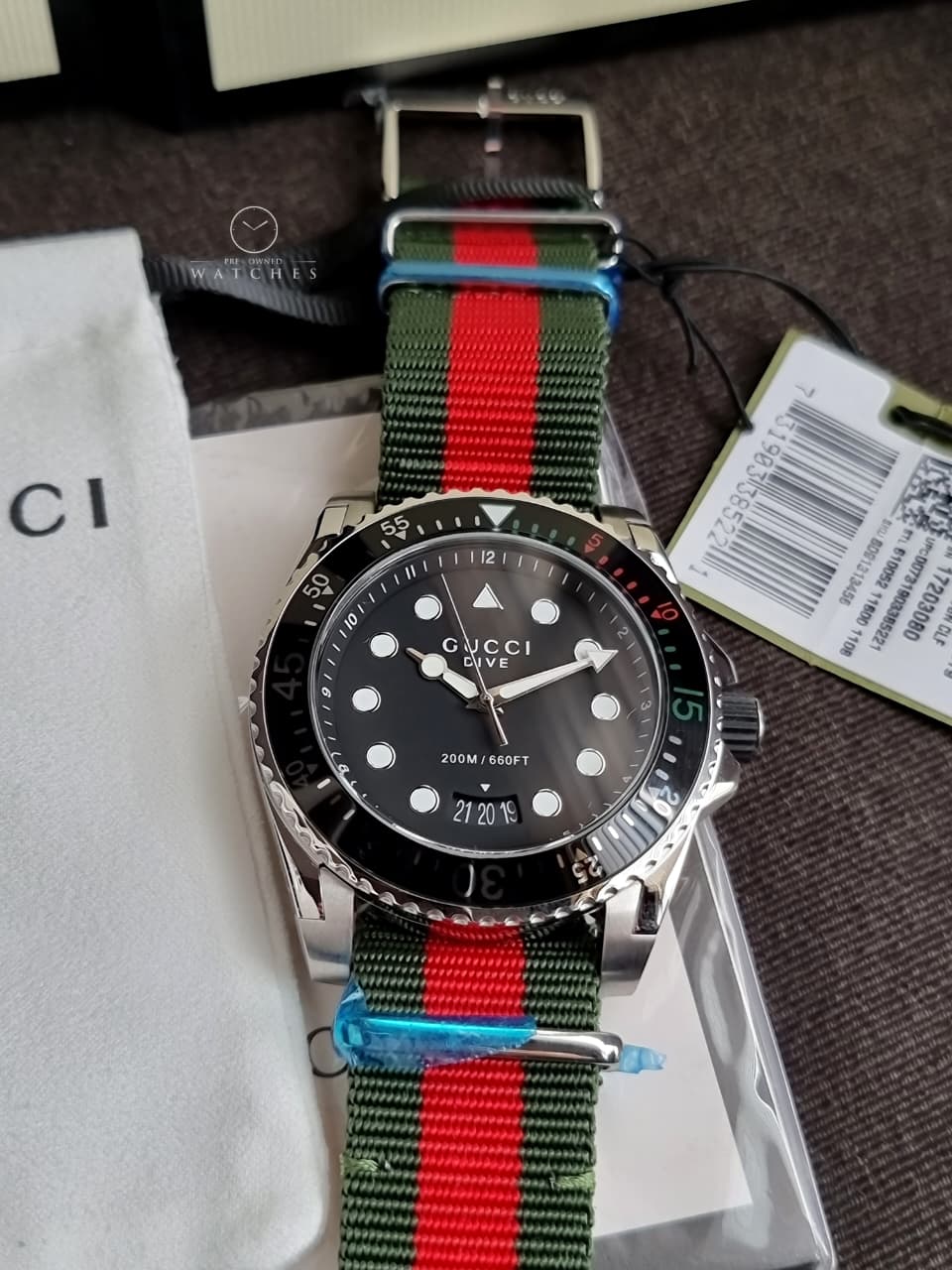 Gucci Dive Two-tone Leather Black Dial Quartz Watch for Gents - YA136209