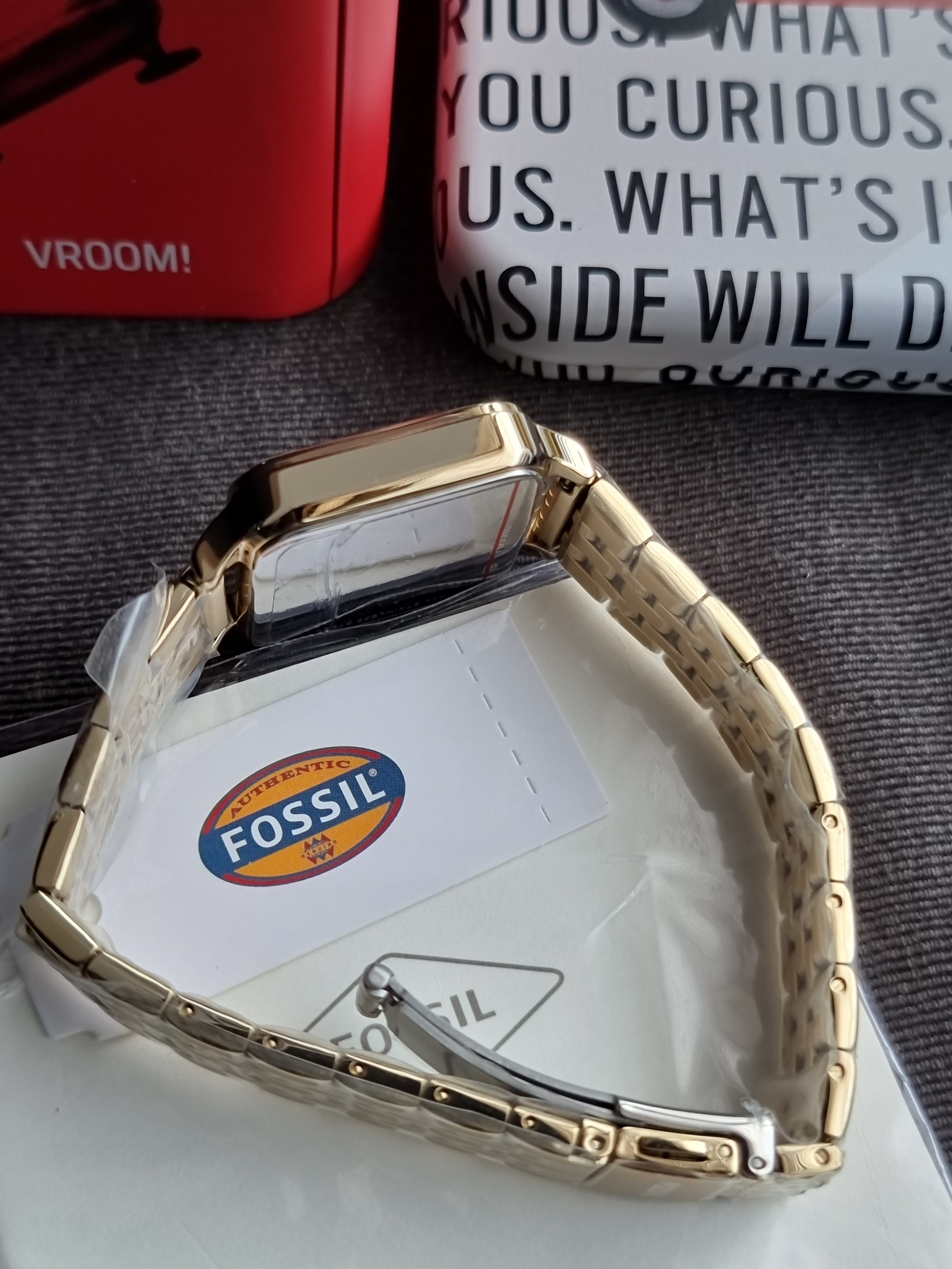 Fossil Women’s Quartz Gold Stainless Steel White Dial 28mm Watch BQ3979