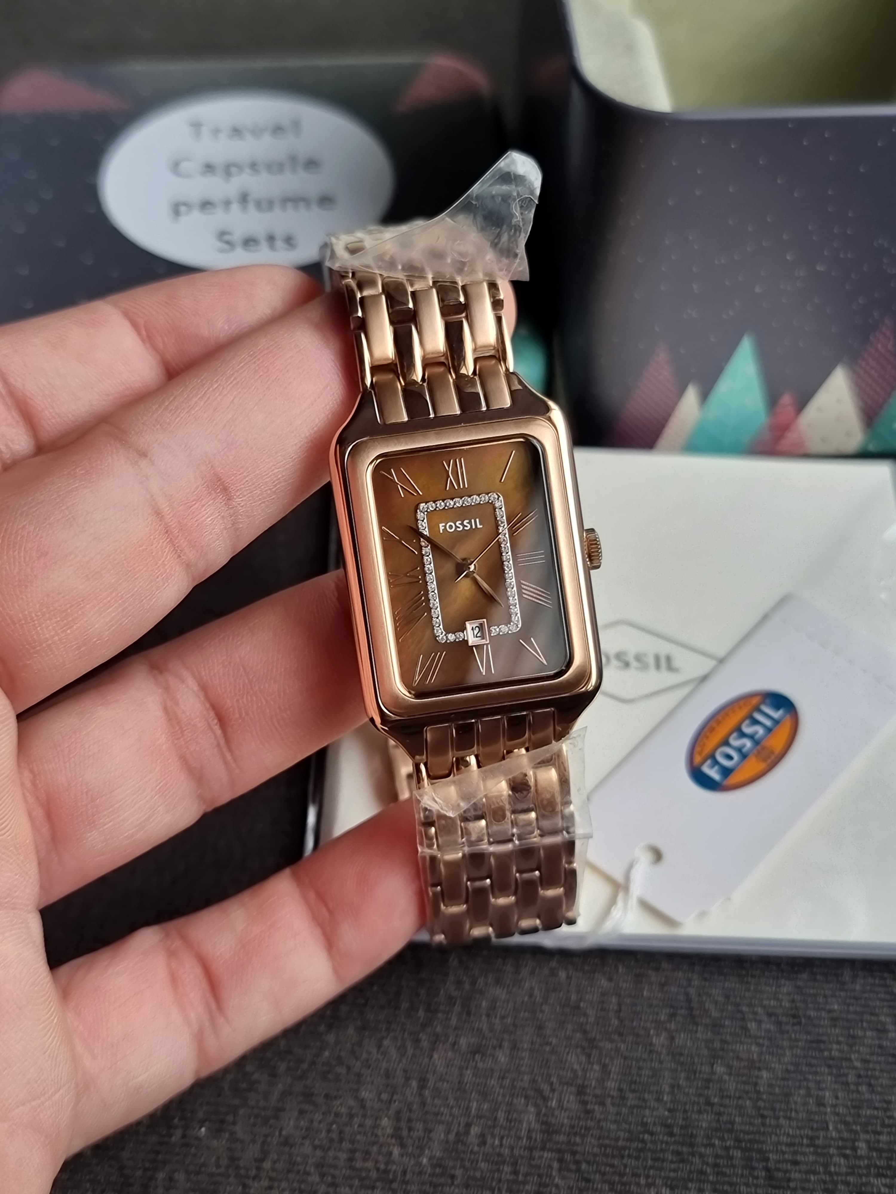 Fossil Raquel Three-Hand Date Rose Gold-Tone Stainless Steel Watch ES5323