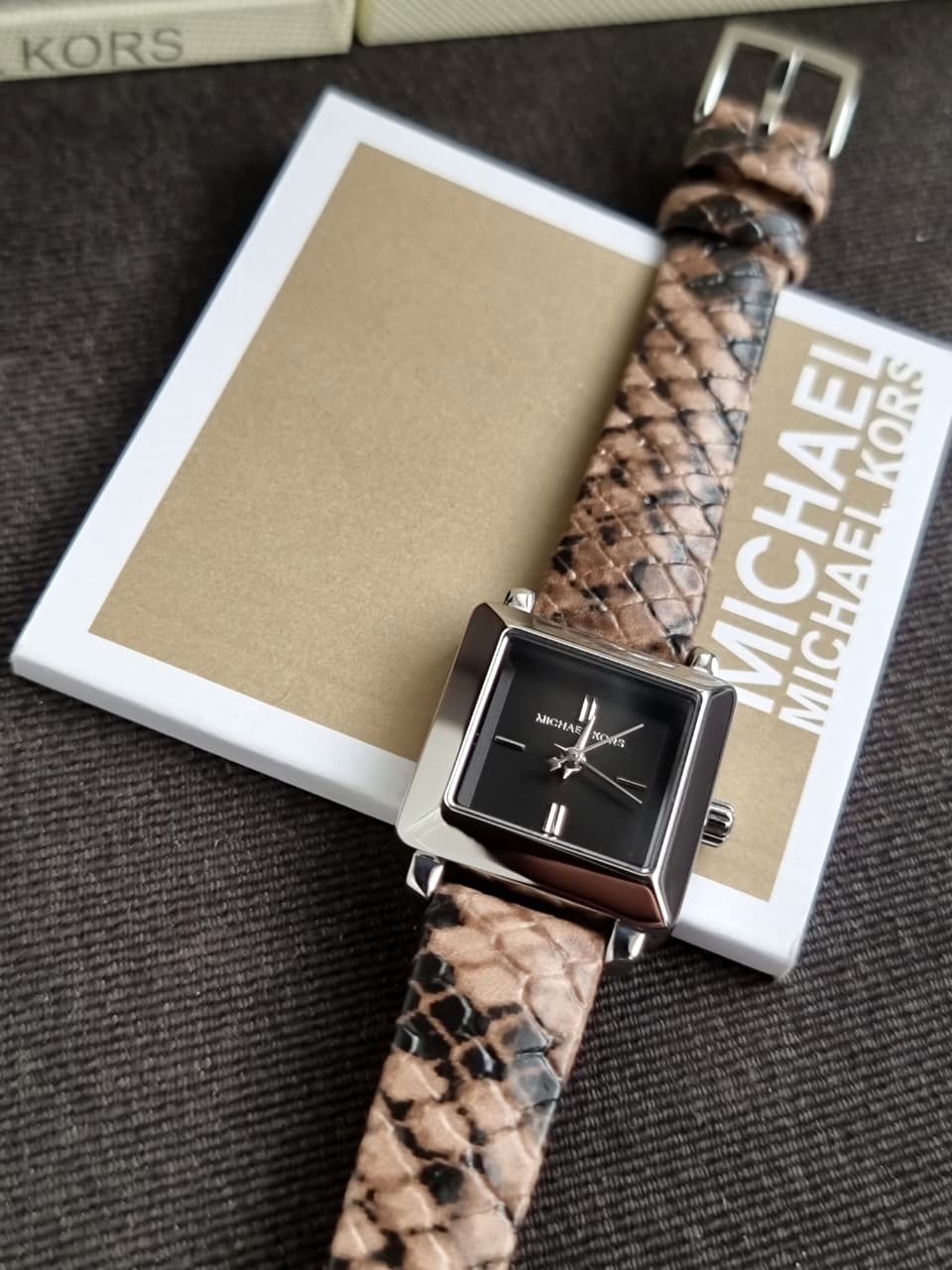 Michael Kors Women’s Quartz Light & Dark Brown Leather Strap Black Dial 24mm Watch MKO1195