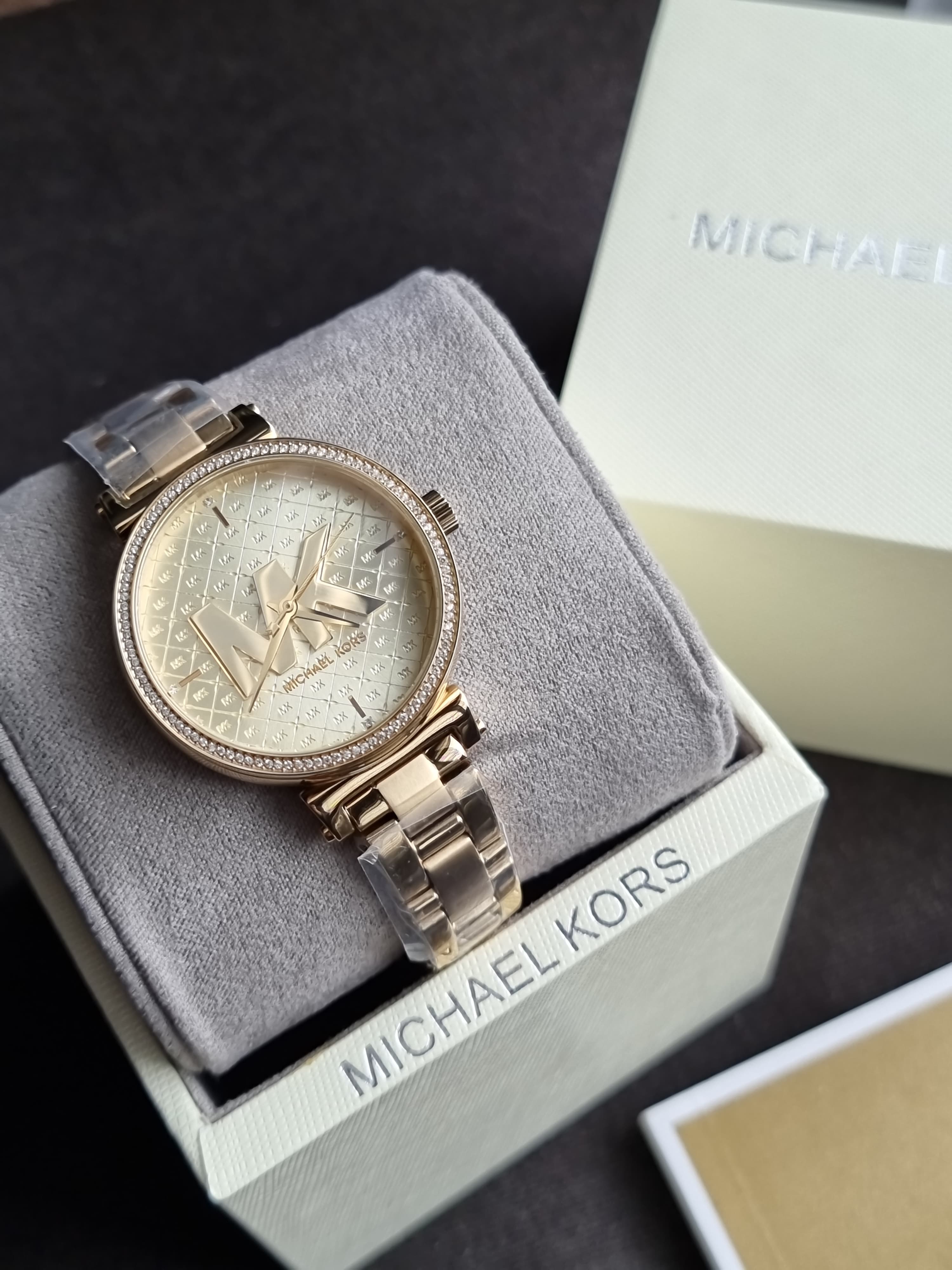Michael Kors Women’s Quartz Stainless Steel Gold Dial 36mm Watch MK4334 (without Tag)