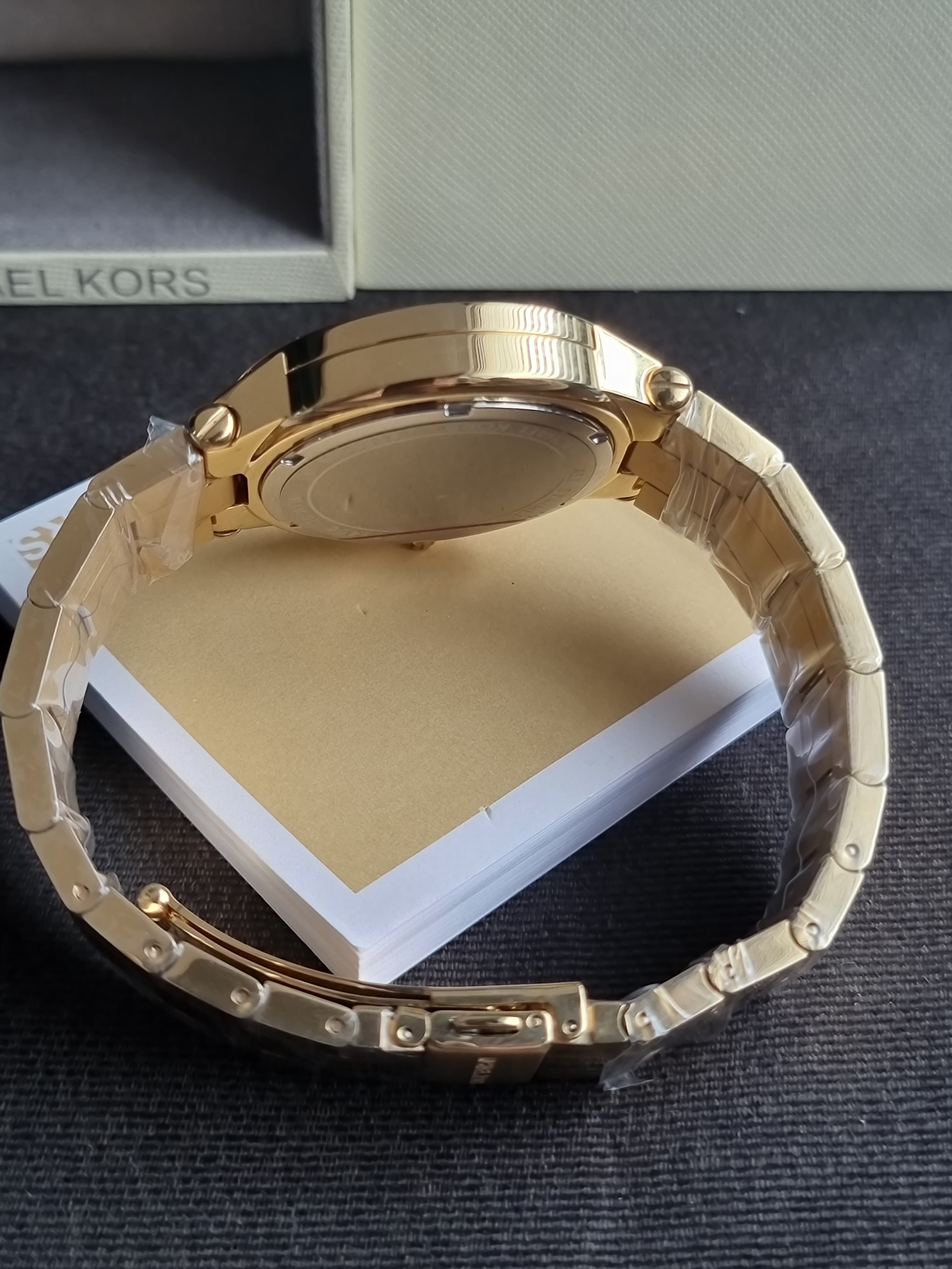 Michael Kors
Wyatt Chronograph White Dial Gold Ion-plated Ladies Watch-MK5933
