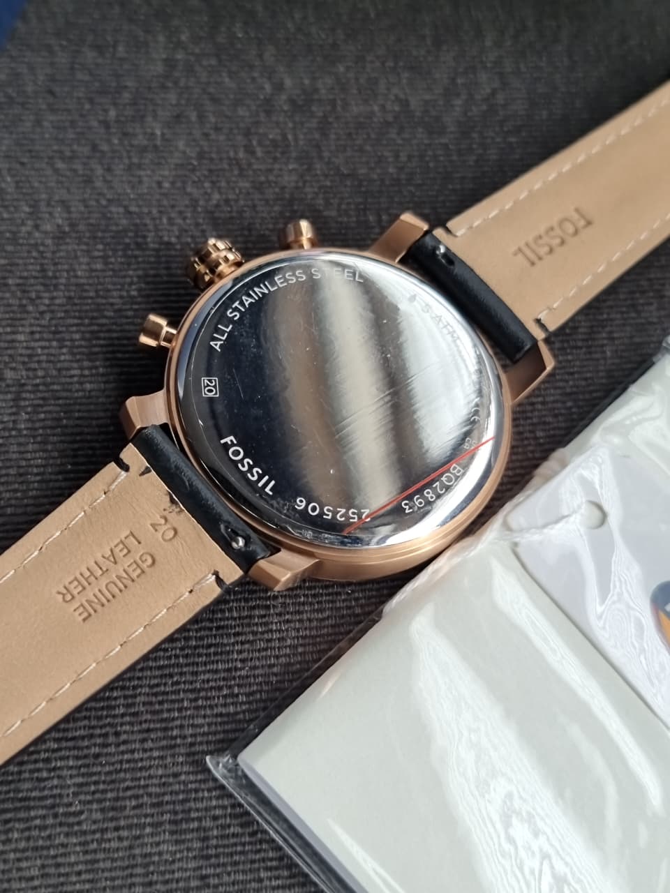 Fossil Rhett Multifunction 43mm Black Leather Watch
BQ2893