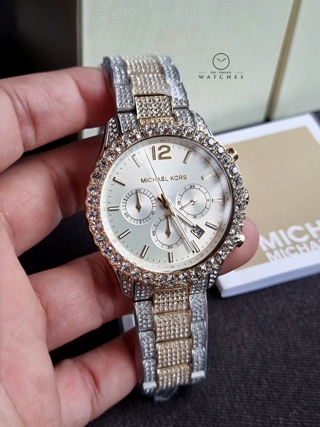 Michael Kors
Layton Chronograph Quartz Crystal 42mm White Dial Ladies Watch- MK6792