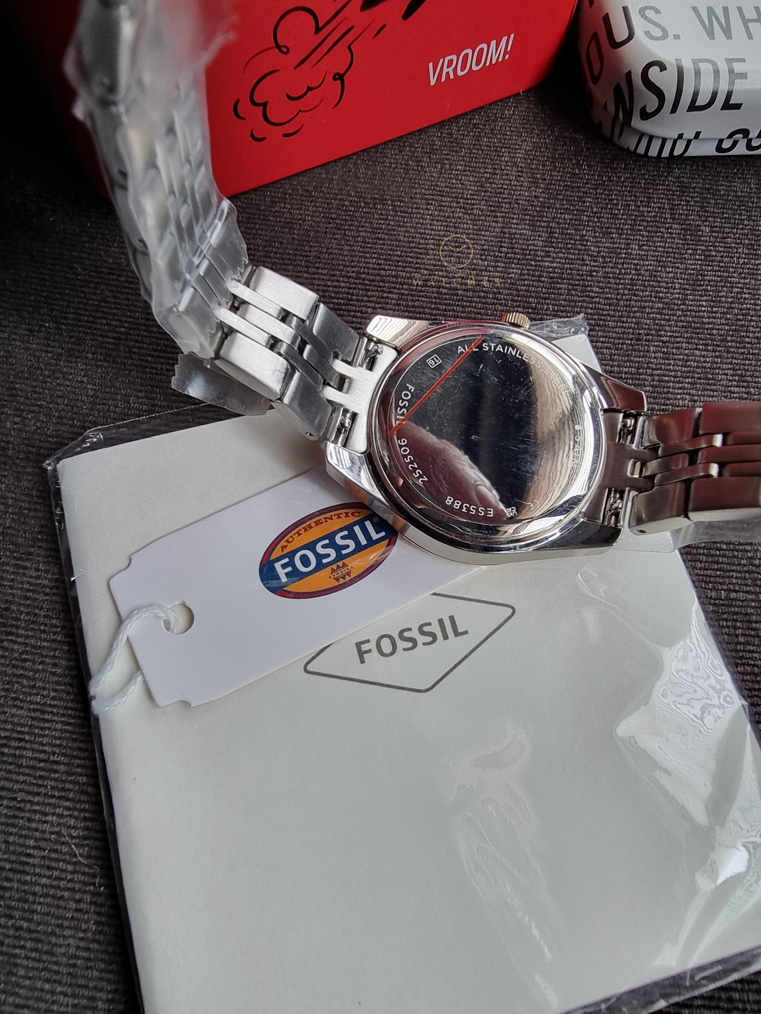 Fossil Scarlette Three-Hand Date Two-Tone Green Dial Ladies Watch ES5388