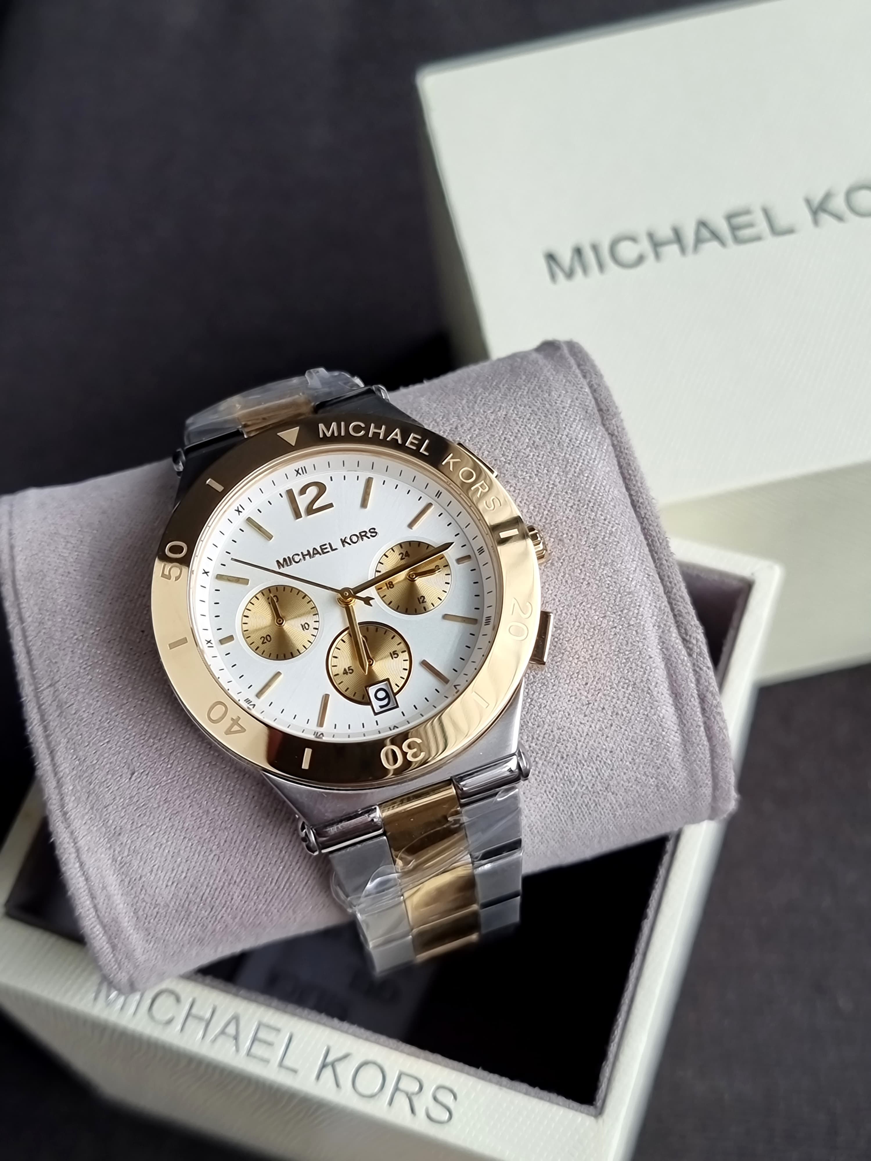 Michael Kors Mens Quartz Watch, Chronograph Display and Stainless Steel Strap MK5934