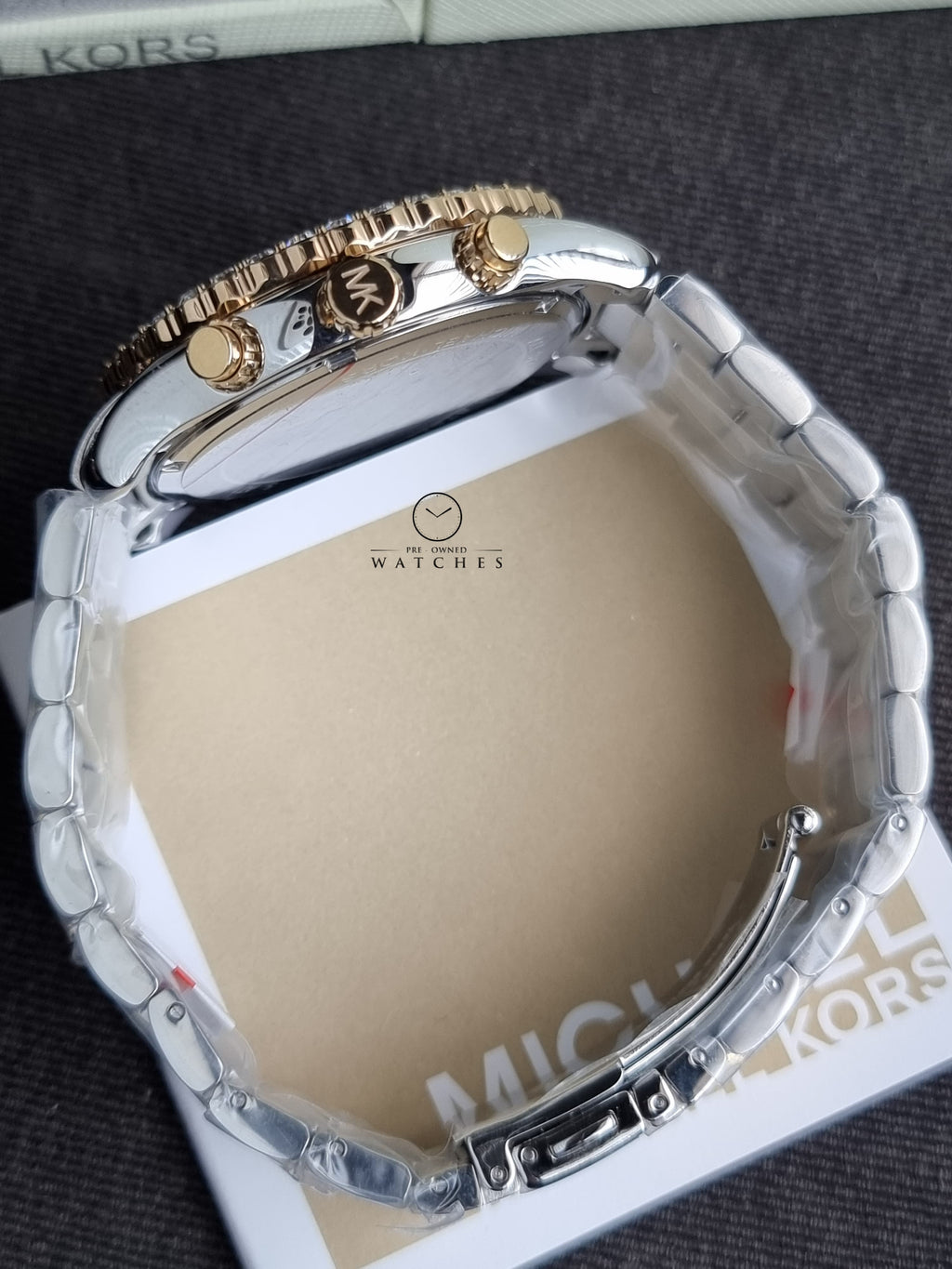 Michael Kors
Layton Chronograph Quartz Crystal 42mm White Dial Ladies Watch- MK6792