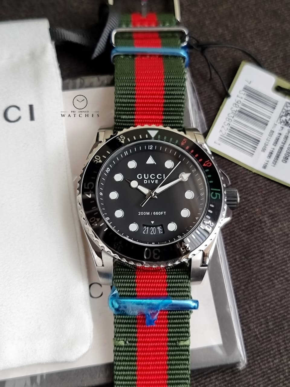 Gucci Dive Two-tone Leather Black Dial Quartz Watch for Gents - YA136209