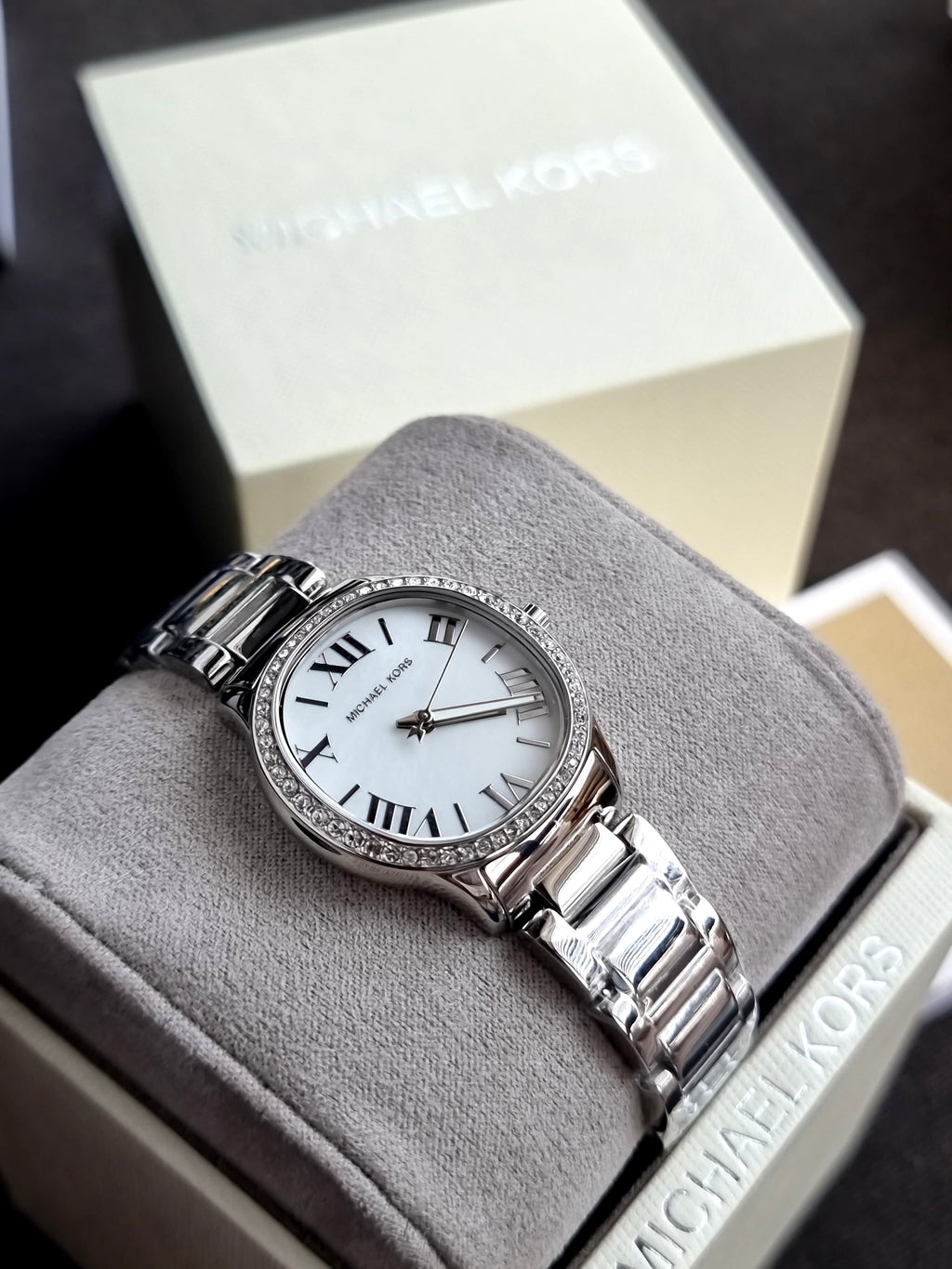 Michael Kors Sage Quartz Mother of Pearl Dial Ladies Watch
MK4824