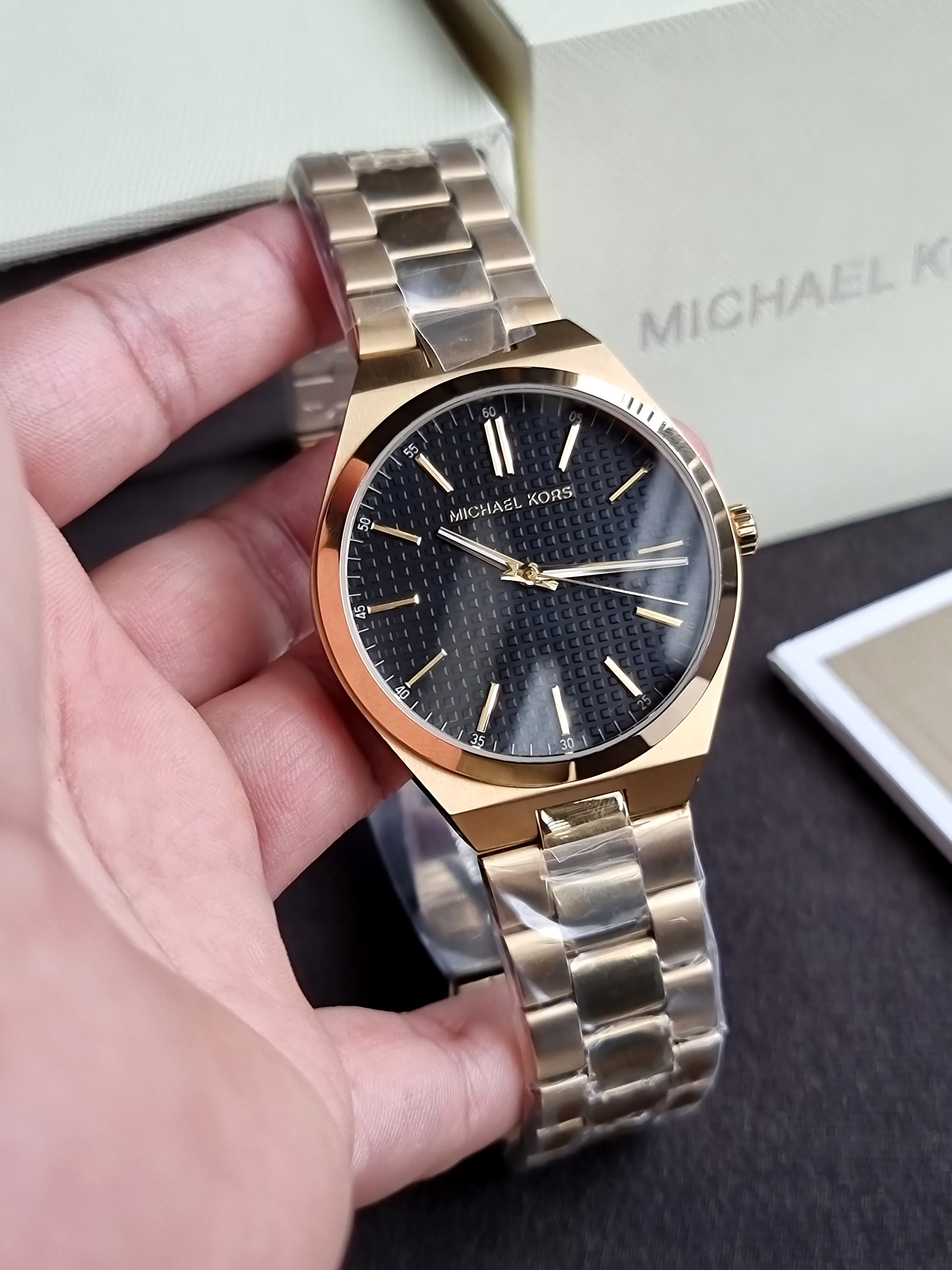 Michael Kors Lennox Quartz Men 43mm MK9226- Black Dial Golden Chain