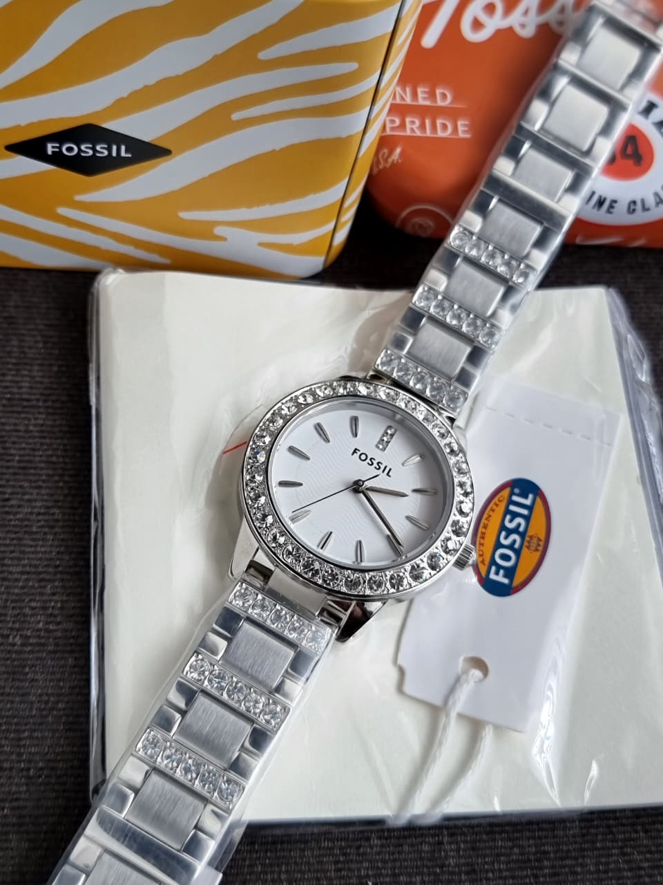 Fossil
Glitz White Dial Stainless Steel Ladies Watch
ES2362