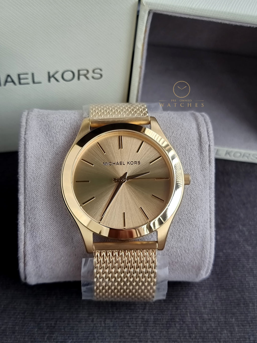 Michael Kors Slim Runway Quartz Gold Dial Gold Mesh Bracelet Watch For Men - MK8625