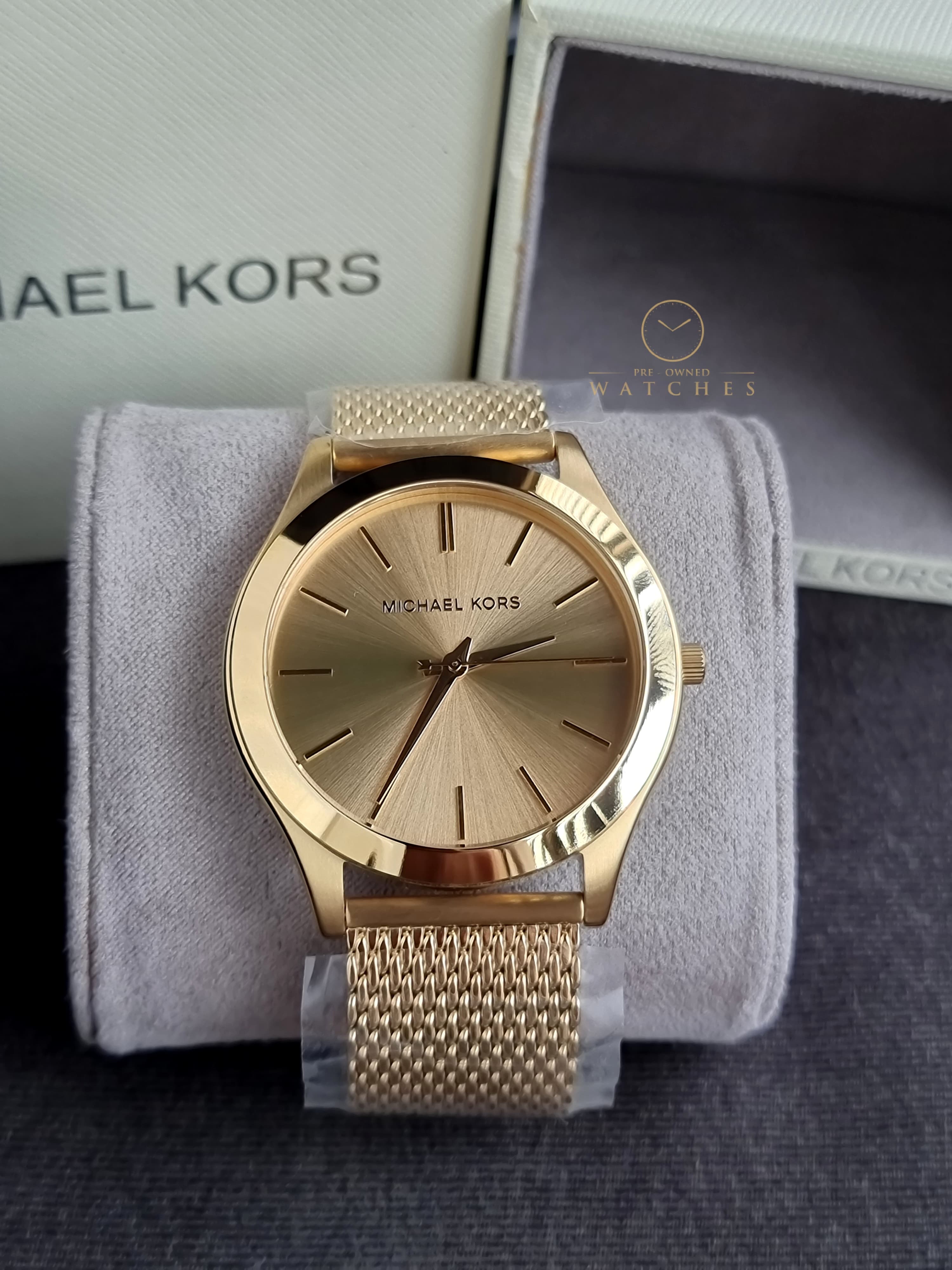 Michael Kors Slim Runway Quartz Gold Dial Gold Mesh Bracelet Watch For Men - MK8625