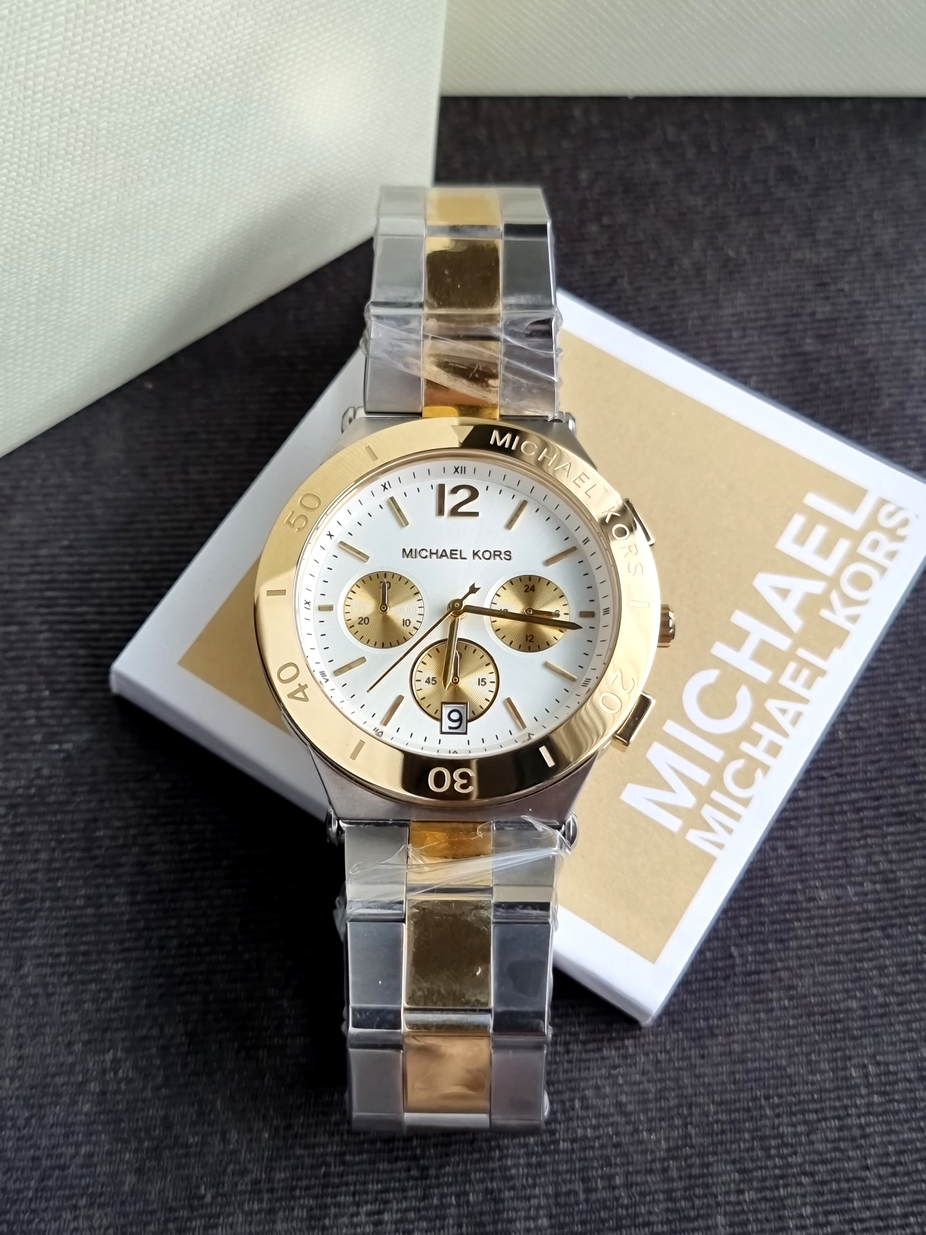 Michael Kors Mens Quartz Watch, Chronograph Display and Stainless Steel Strap MK5934