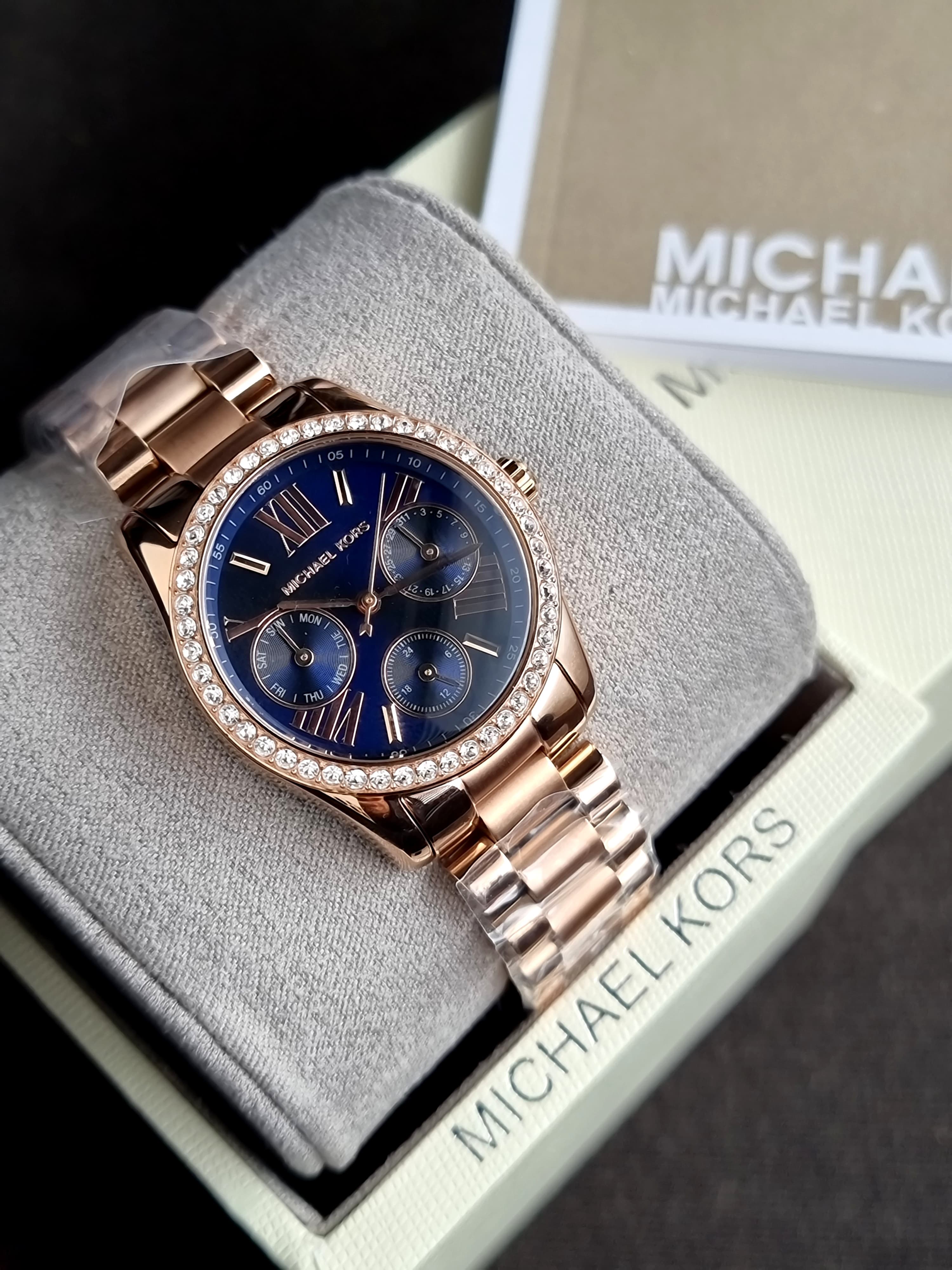 Michael Kors Lexington MK4926 33mm Women's Watch